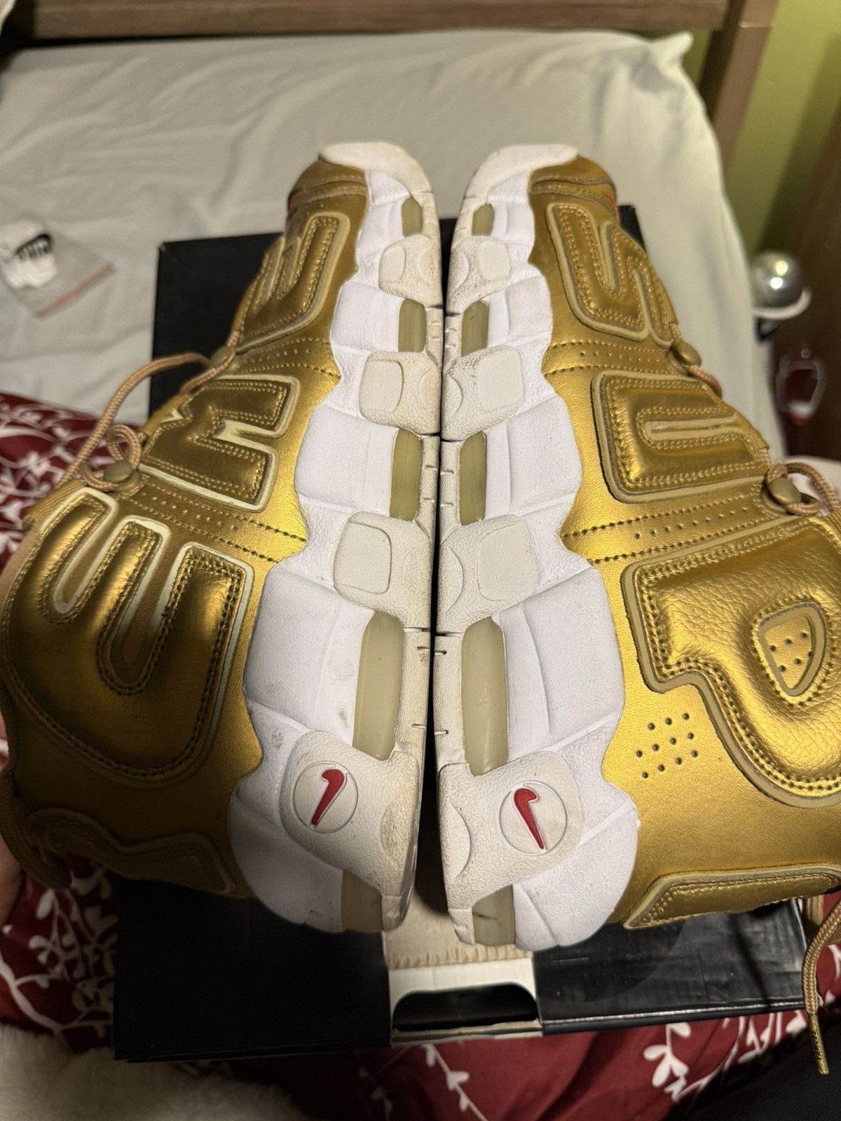 Nike × Supreme Nike Supreme Uptempo Metallic Gold Size US 10.5 / EU 43-44 - 3 Thumbnail