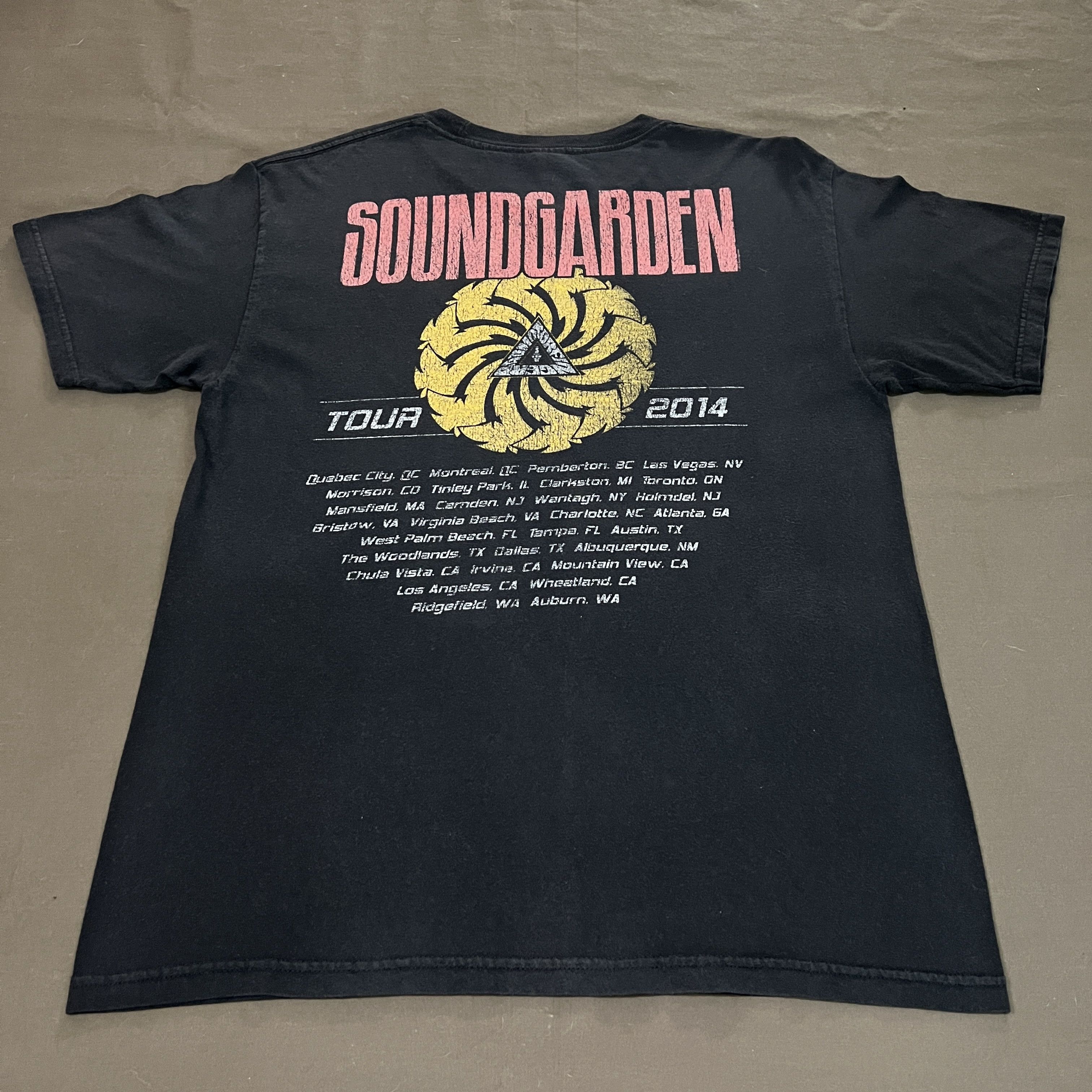 Band Tees Vintage Y2K Soundgarden Tour Tee Grunge Alternative rock Size US L / EU 52-54 / 3 - 4 Thumbnail
