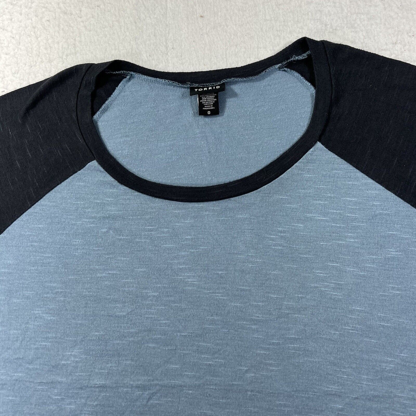 Other Torrid Short Sleeve Blue Crewneck Pullover Stretch T Shirt Size XL / US 12-14 / IT 48-50 - 2 Thumbnail