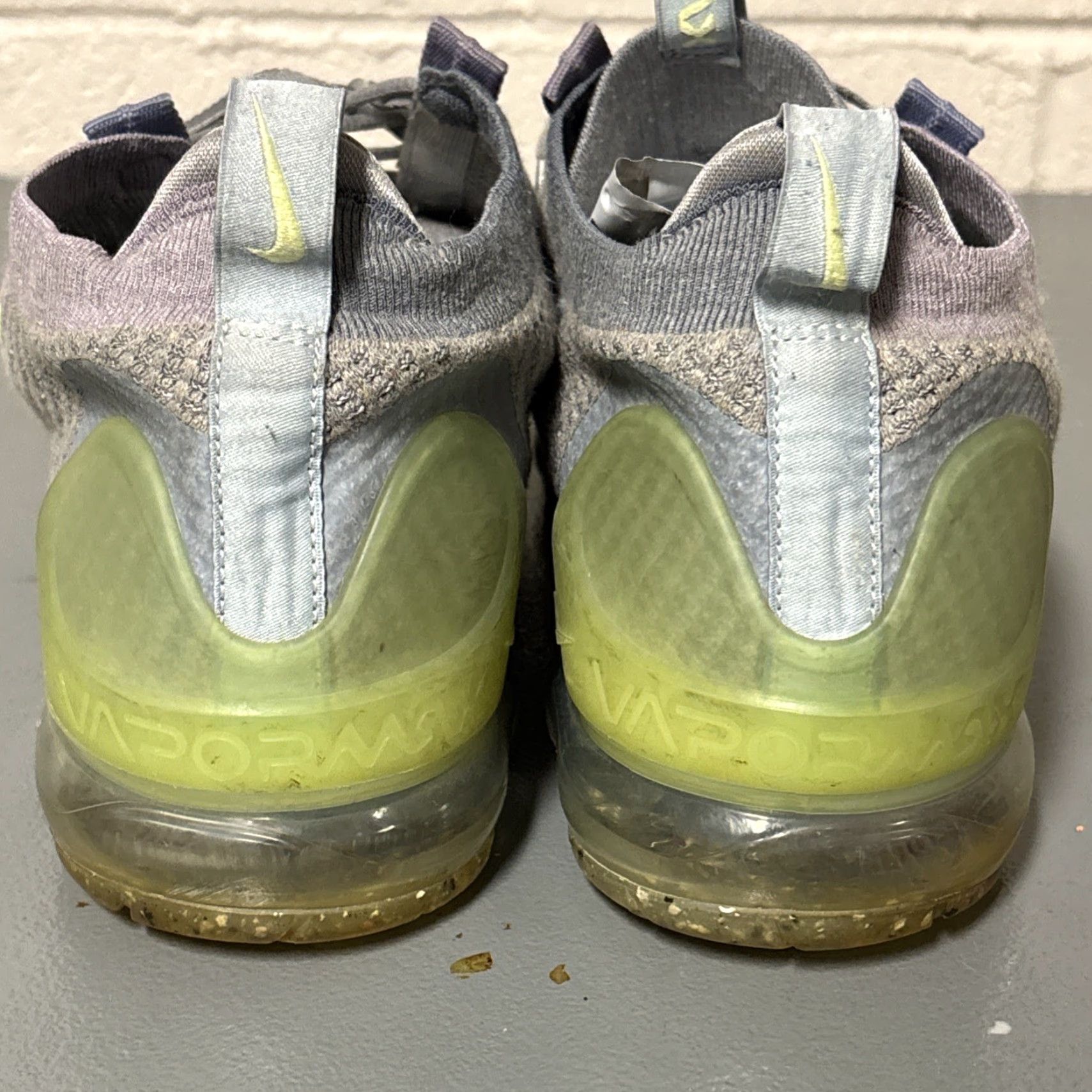 Nike Nike Air VaporMax 2021 FK Men’s 13 Gs7Y Particle Grey Athletic DB1550-003 Size US 13 / EU 46 - 4 Thumbnail