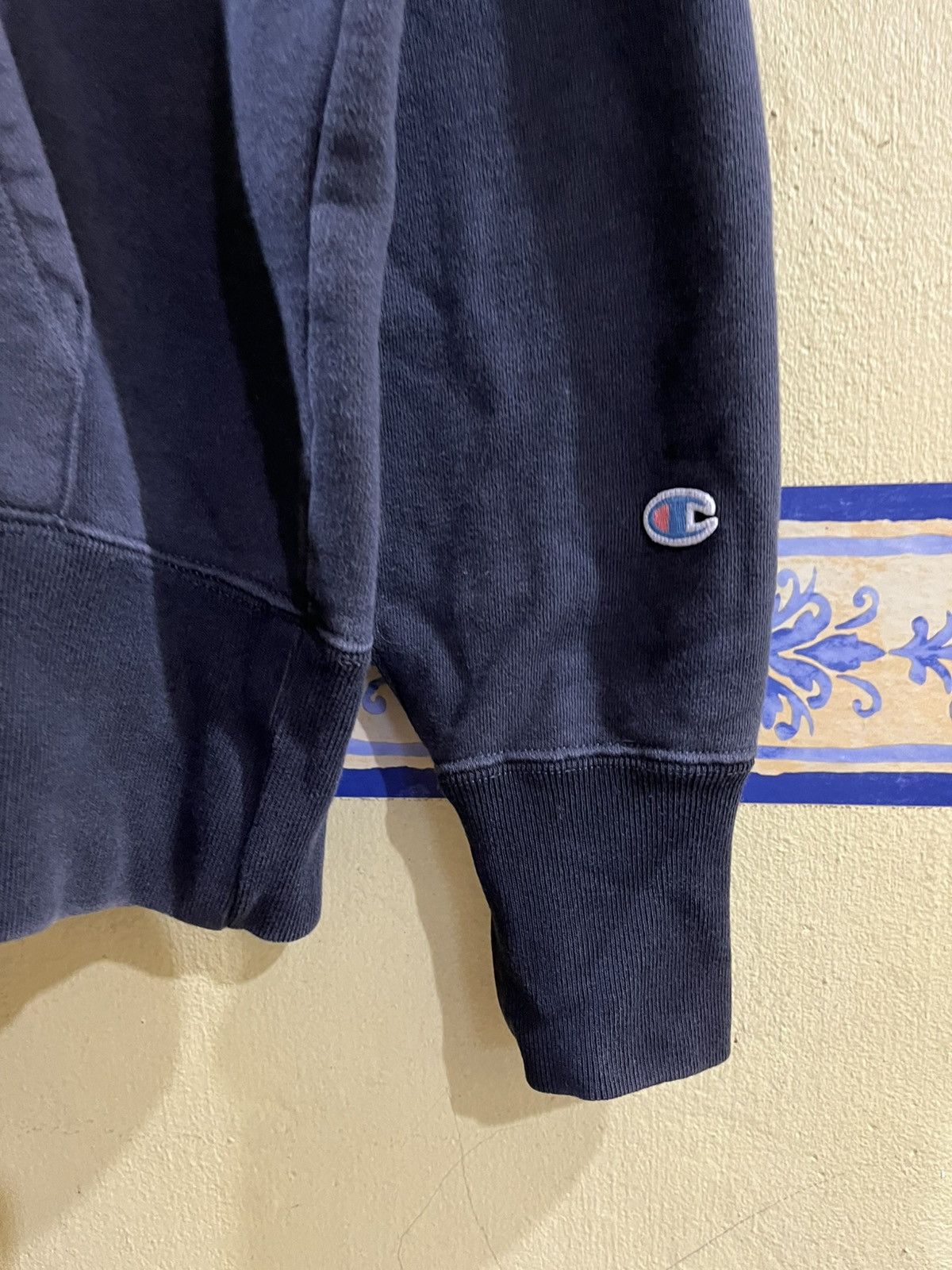 Champion vintage Champion Reverse Weave hoodie in a faded black Size US M / EU 48-50 / 2 - 5 Thumbnail