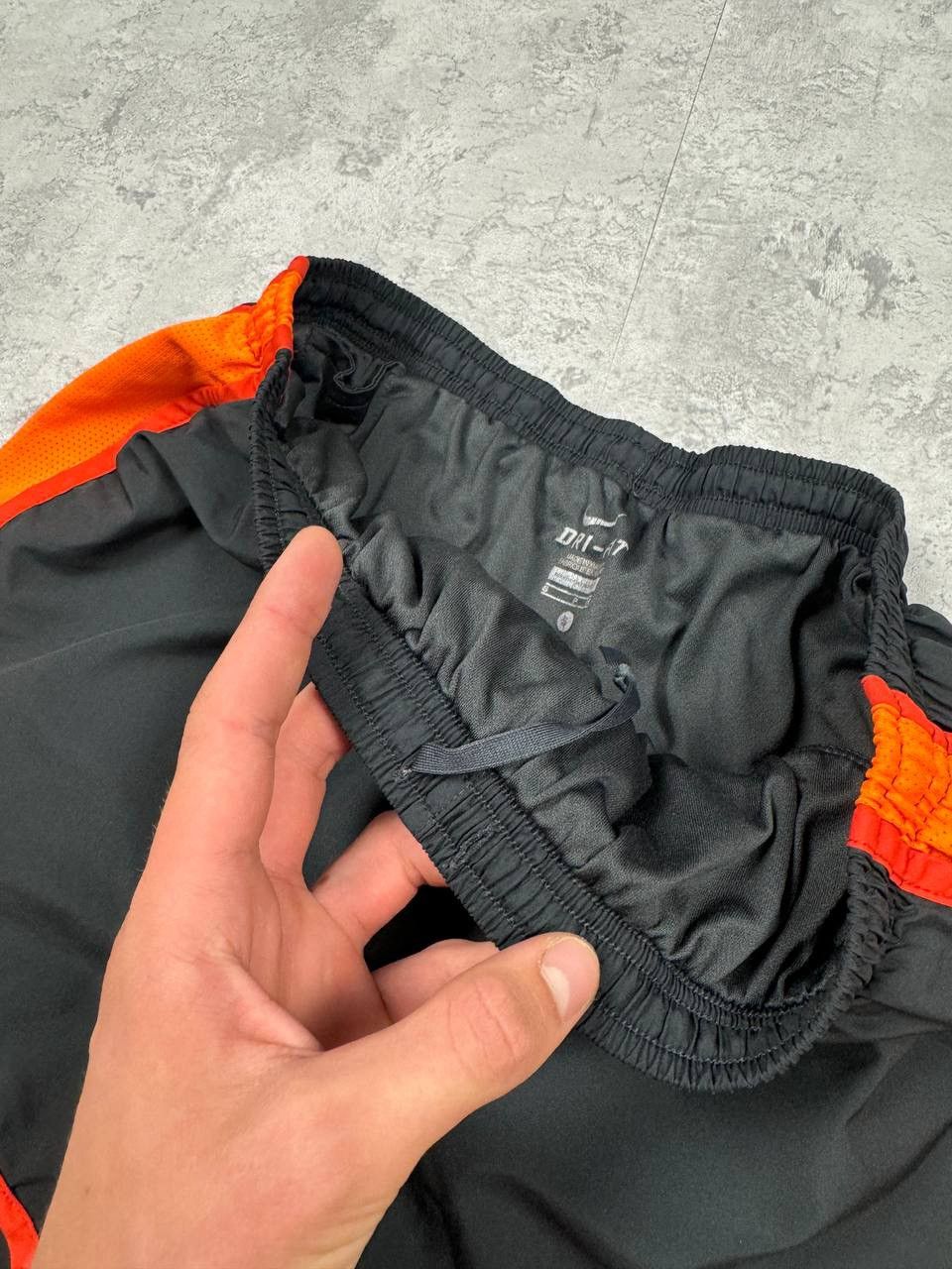 Nike Vintage Nike Running Shorts Size S Size US 30 / EU 46 - 7 Thumbnail