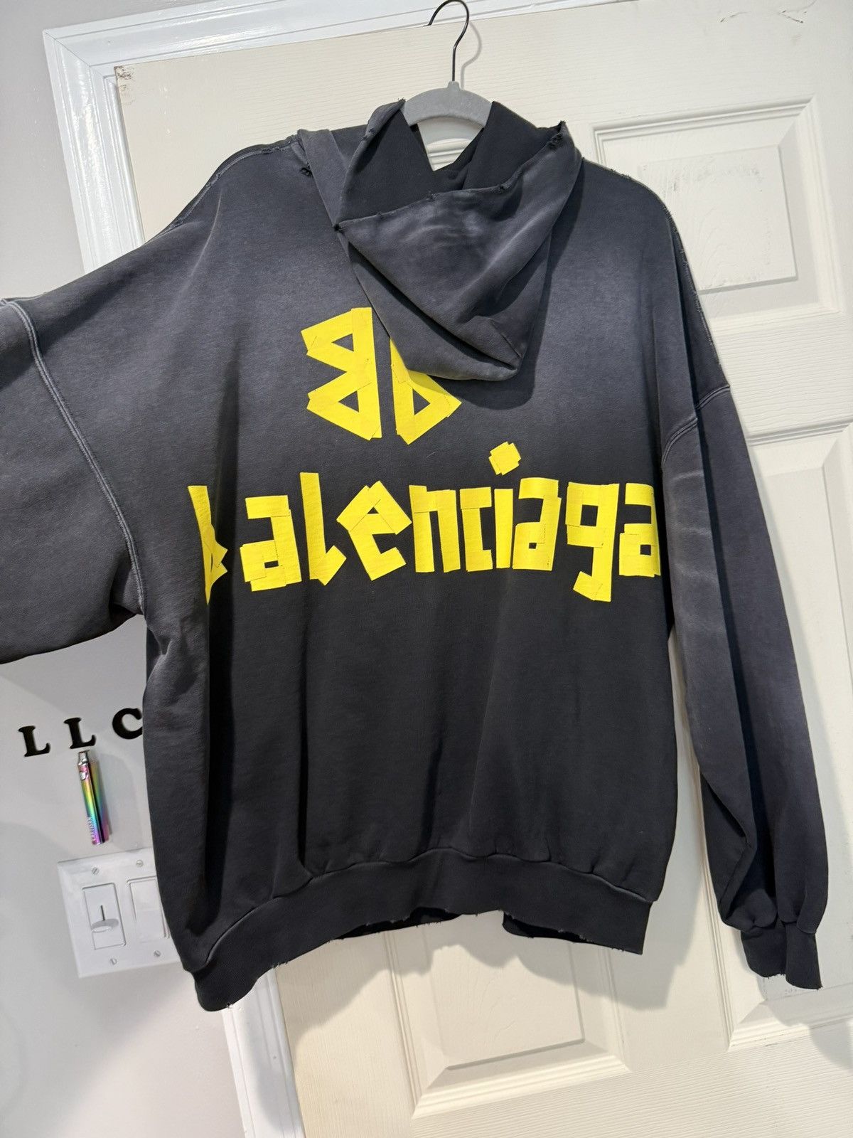 Balenciaga Balenciaga tape hoodie Size US M / EU 48-50 / 2 - 2 Thumbnail