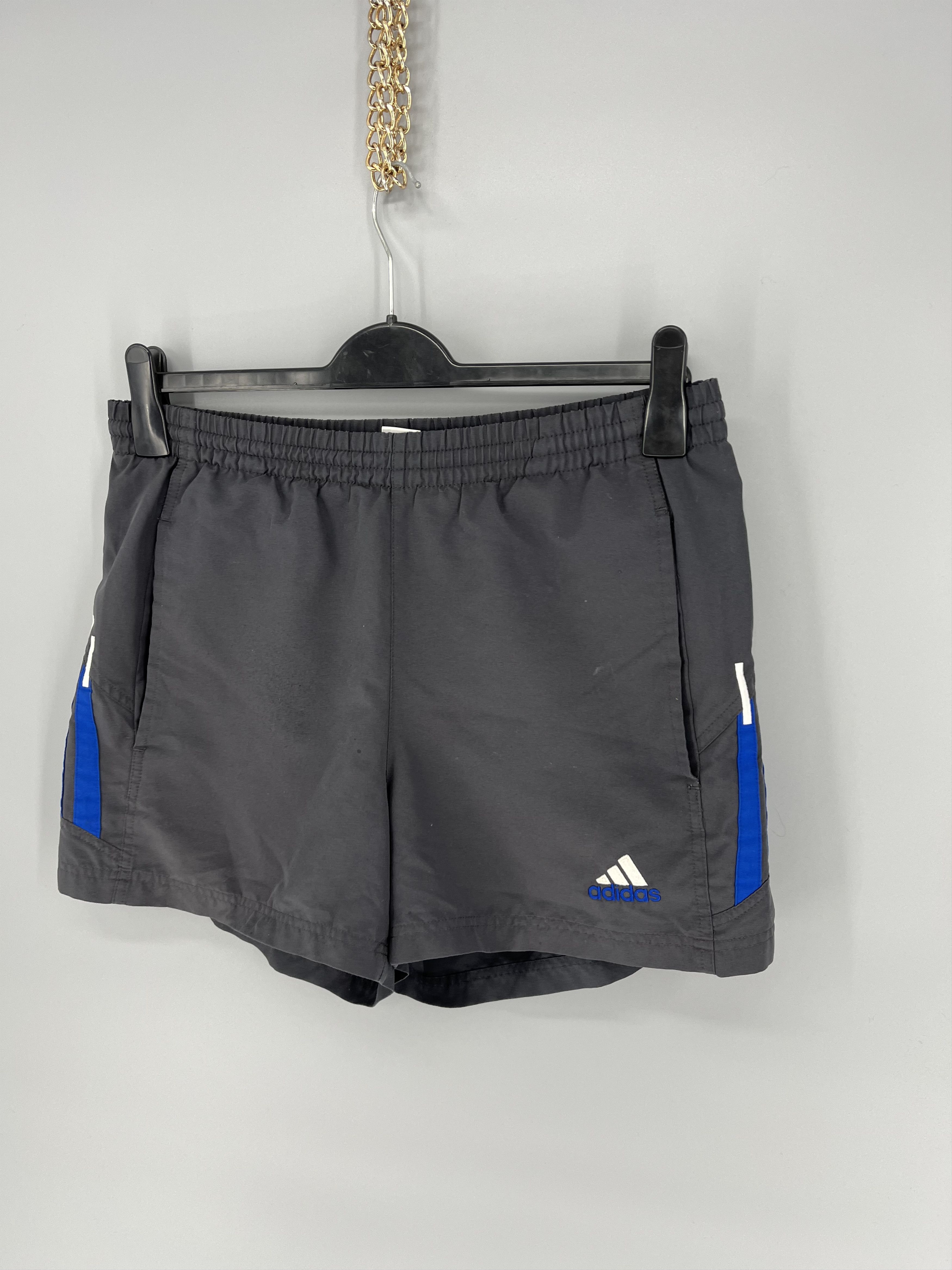 Adidas Vintage 90s ADIDAS Shorts Sport Streetwear 90s Style Size US 32 / EU 48 - 3 Thumbnail