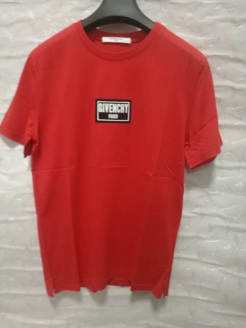 Givenchy Givenchy Red Chest Patch Letter Logo Short Sleeve T-Shirt Size US S / EU 44-46 / 1 - 1 Thumbnail