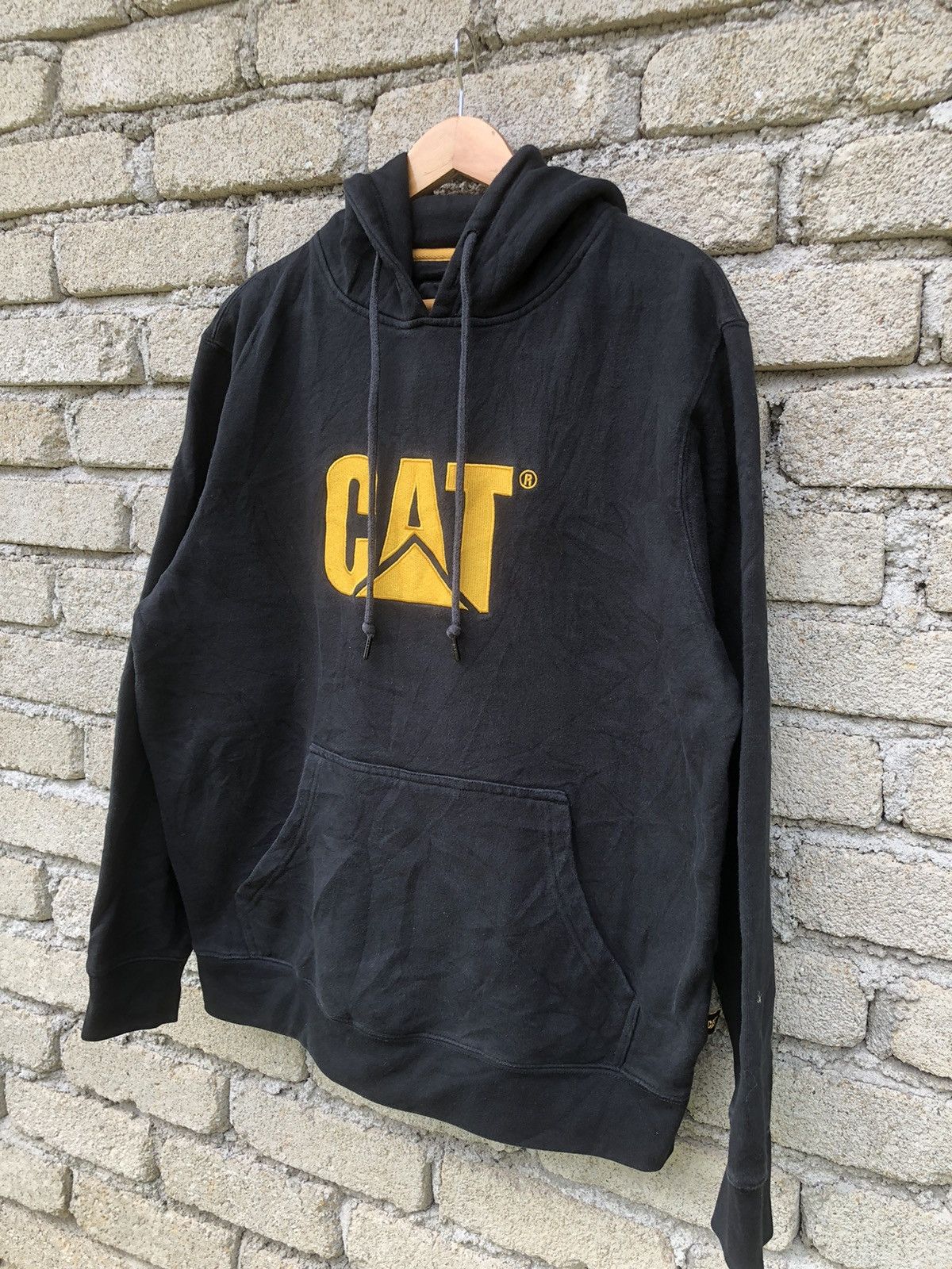 Carhartt × Japanese Brand Vintage Caterpillar Embrodered Centre Logo Hoodie Size US XL / EU 56 / 4 - 4 Thumbnail