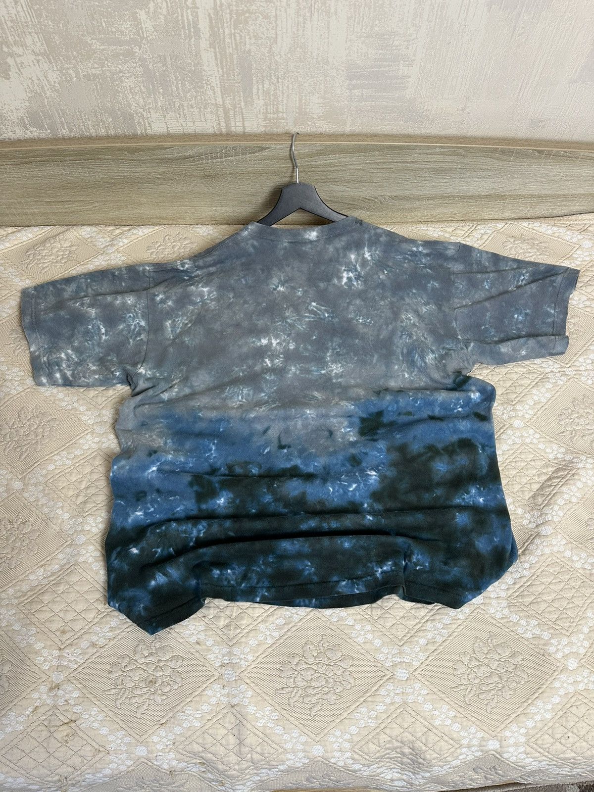 Liquid Blue 🔥 Pink Floyd Animals 2002 Album 1987 T Shirt Liquid Blue Y2K Size US XL / EU 56 / 4 - 6 Thumbnail