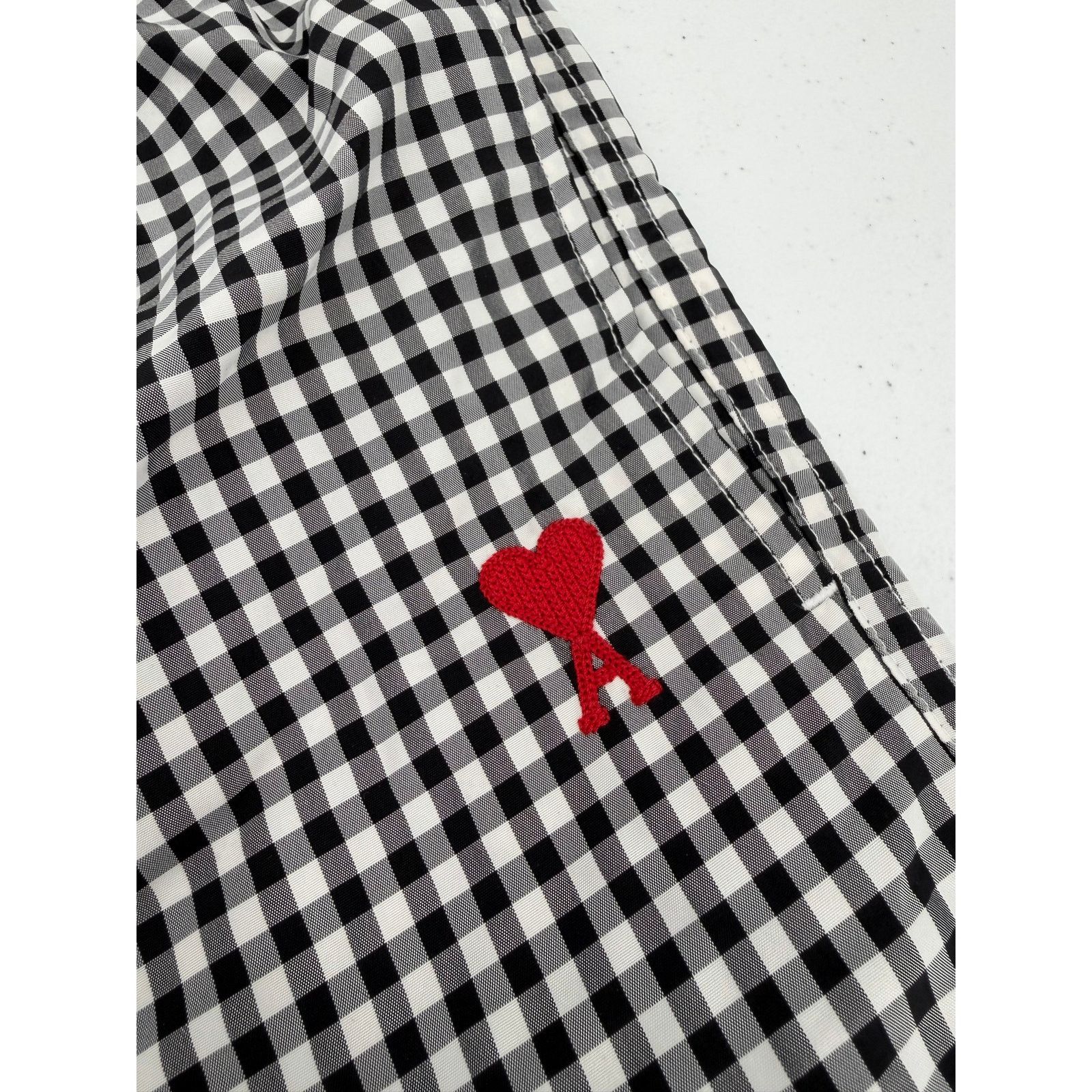 AMI NWT AMI Men's Gingham Small Heart Black/Noir Swim Shorts Size US 29 - 3 Thumbnail