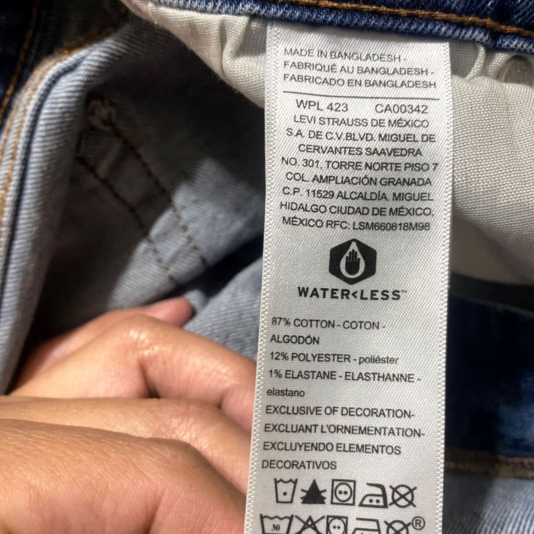 Levi's Levi's Womens Jeans Shorts High Rise Inseam 3" Blue Denim 5-Pocket Button Closure Casual Summer XS-XL? Size 34" / US 12 / IT 48 - 4 Thumbnail