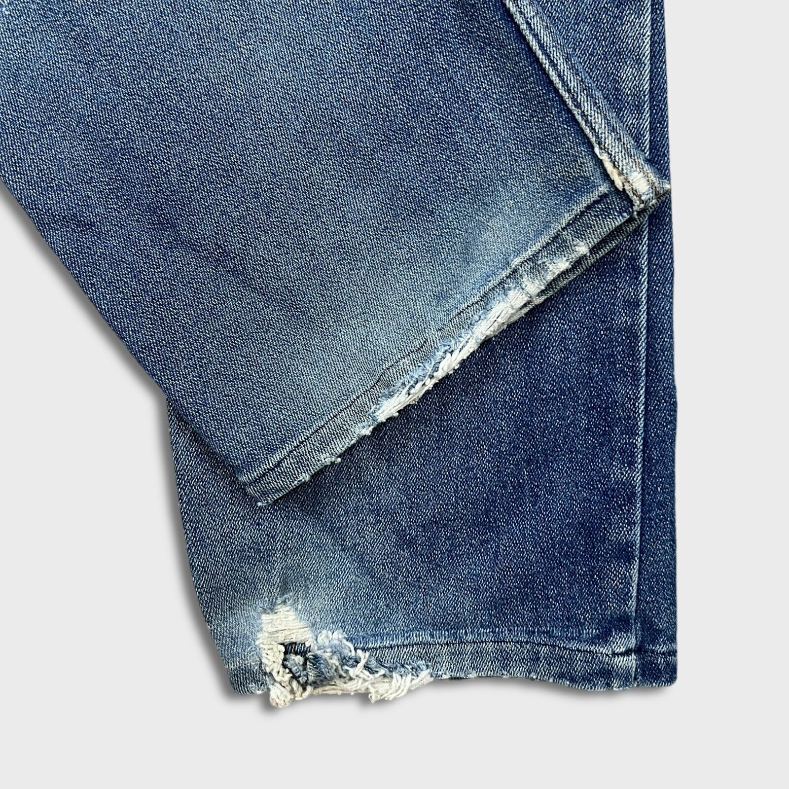 Levi's × Vintage VTG Levi's Jeans 37x27 Distressed Action USA Baggy 90s Denim Size US 37 - 8 Thumbnail
