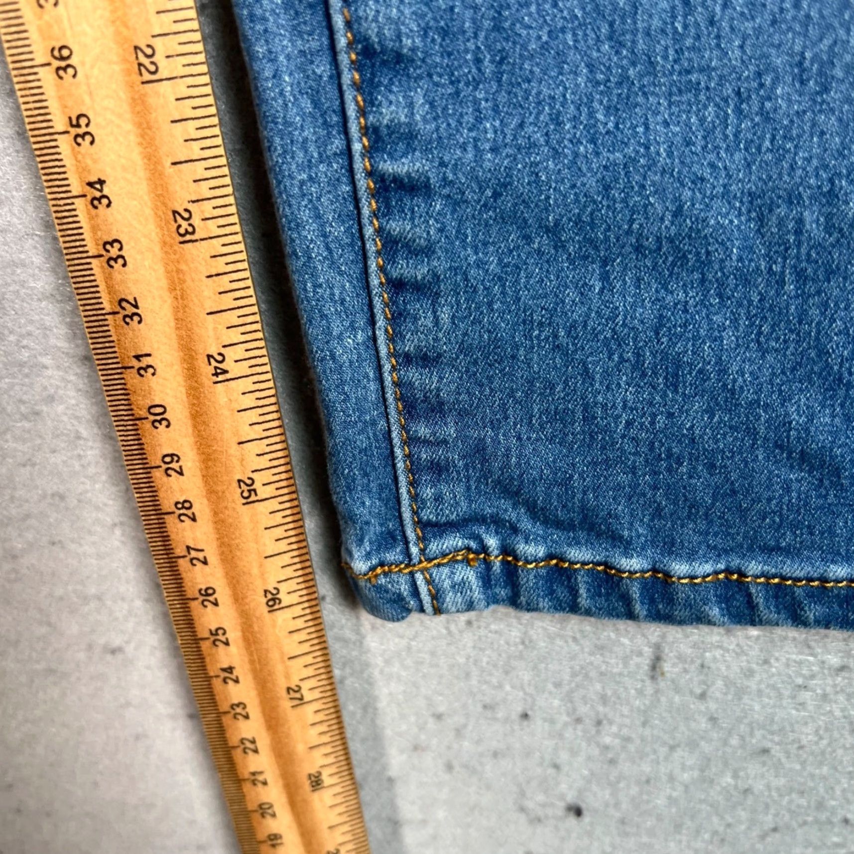 Free People VINTAGE Free People Jeans Womens 27 Denim Skinny Blue Cotton Blend 27 in Waist 28 Rise Mid 8.5-10.5 Inseam 27 Adult Womens Boys Girls Mens Size 27" / US 4 / IT 40 - 7 Thumbnail