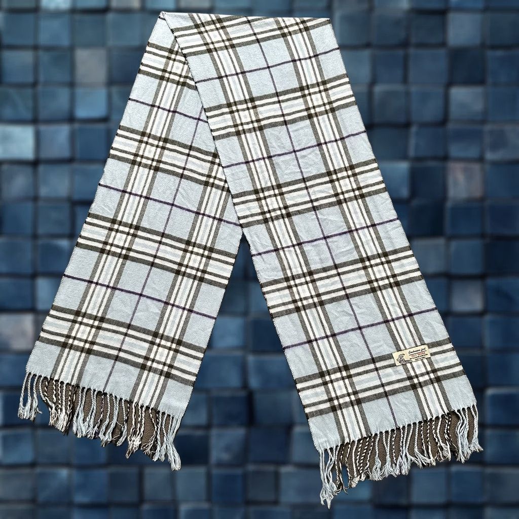 Vintage Italy Design Scarf Women Plaid 66x12 Blue Winter Fringe Cashmere Feel EUC Size ONE SIZE - 1 Thumbnail