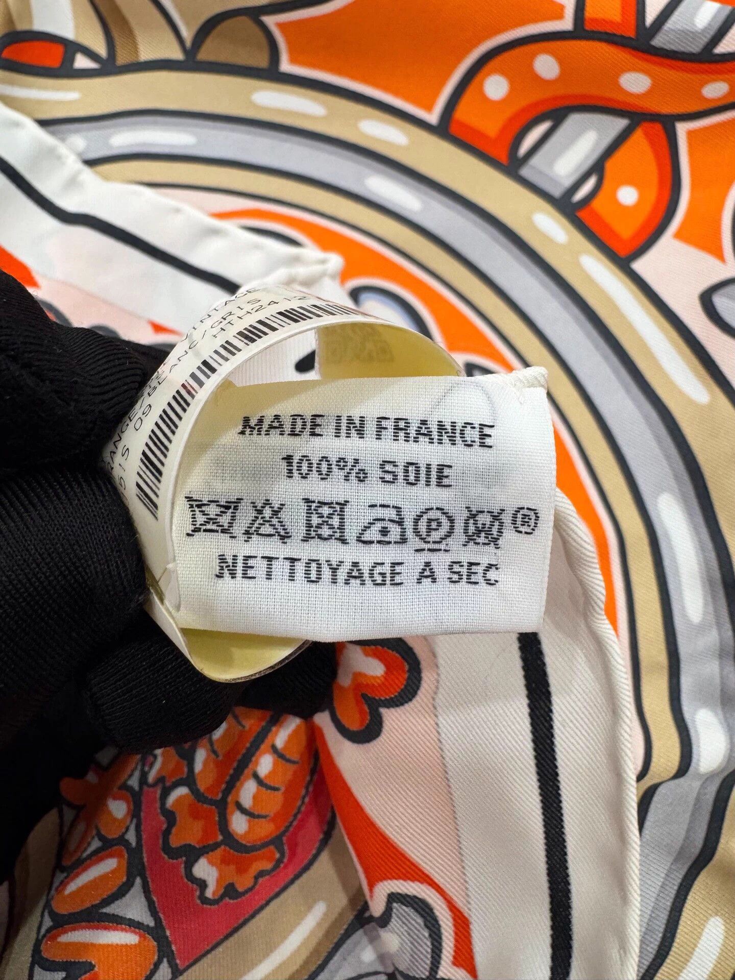 Hermes Hermes 70x70cm Silk Scarf Orange Pegasus Candy Stamp Size ONE SIZE - 7 Thumbnail