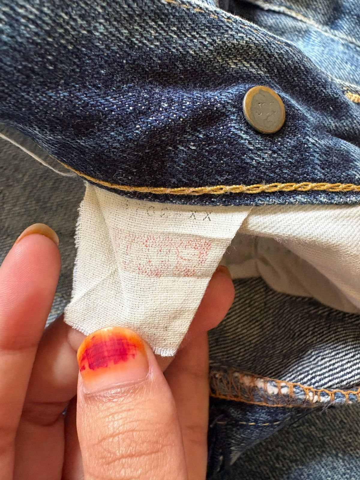 Levi's Vintage 80s Levis 702 Selvedge Buckle Back Distress Jean Size US 31 - 9 Thumbnail