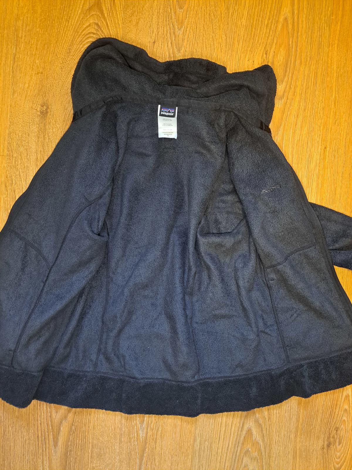 Patagonia VINTAGE Patagonia Fleece Hoodie Jacket Womens Small Black Size S / US 4 / IT 40 - 7 Thumbnail
