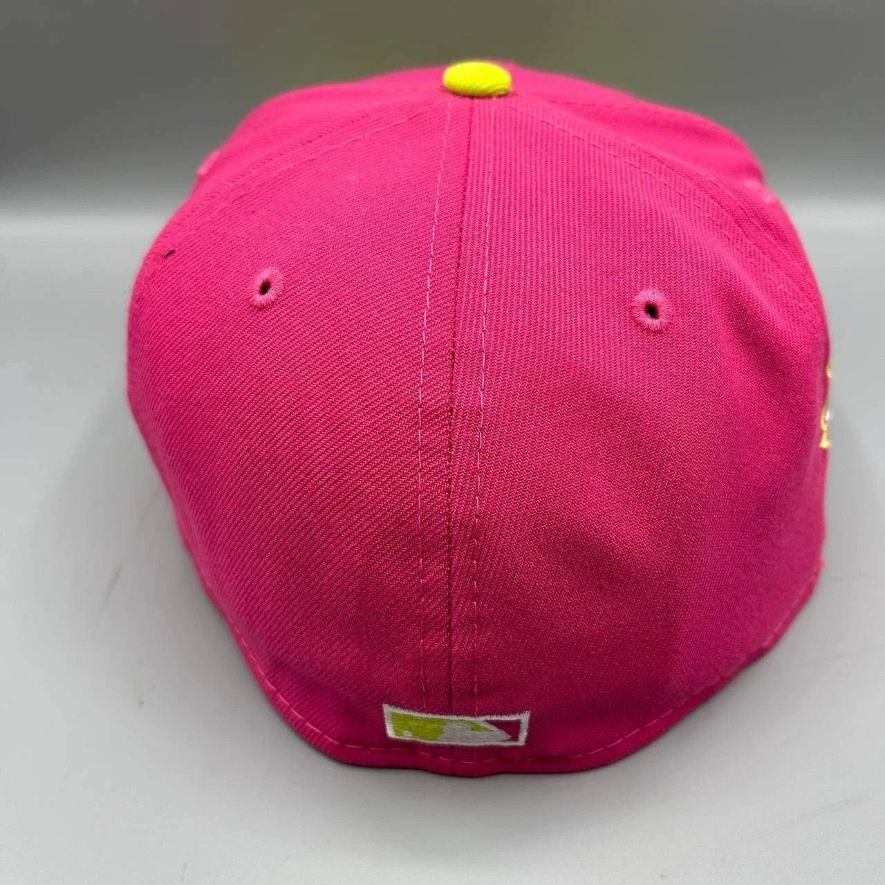 New Era New York Yankees Hat Men 7 1/4 Pink Yellow Fitted Cap New Size ONE SIZE - 8 Thumbnail
