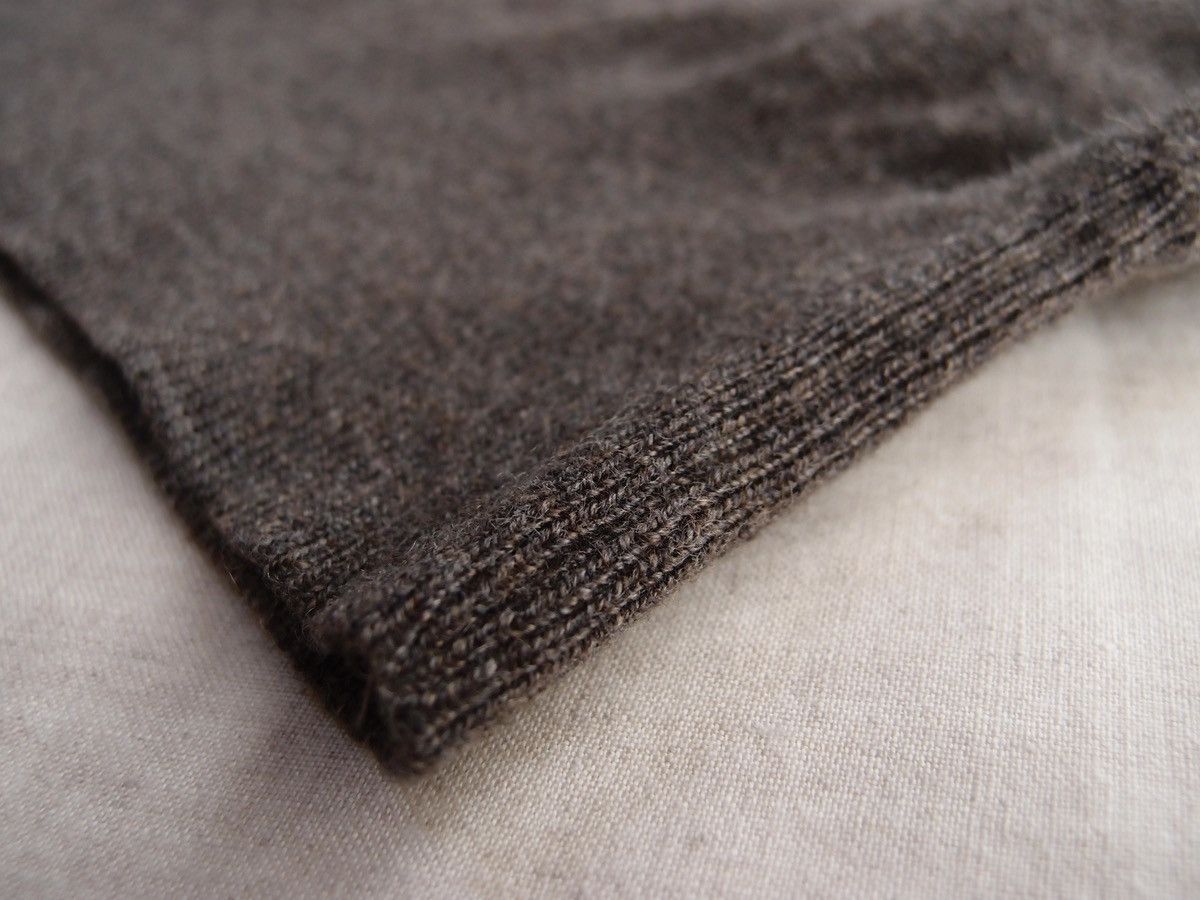 Turnbull & Asser Turnbull & Asser Cashmere V-Neck Jumper Made in Scotland Size US S / EU 44-46 / 1 - 8 Thumbnail