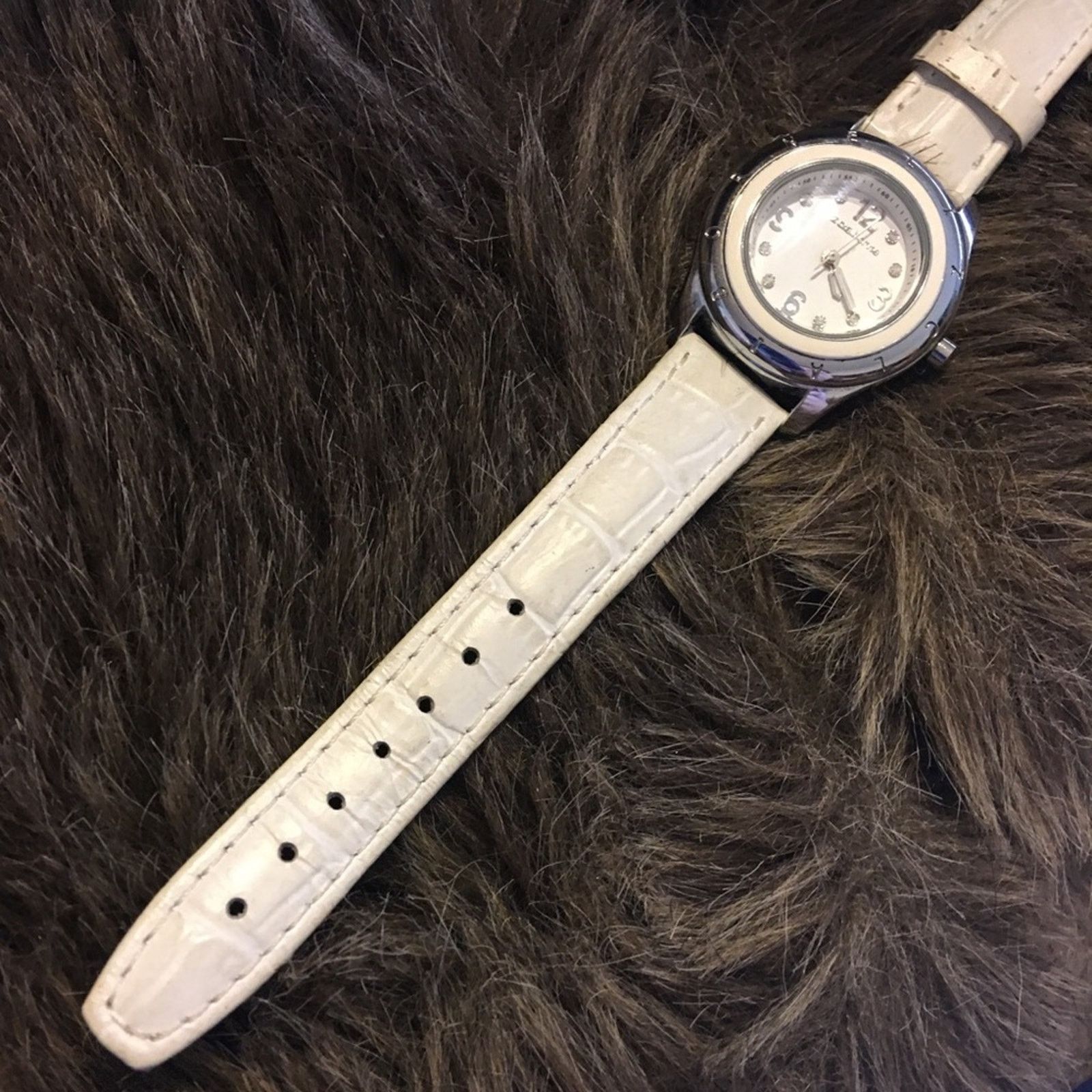 Jewelry Liz Claiborne crystal white leather band watch Size ONE SIZE - 6 Thumbnail