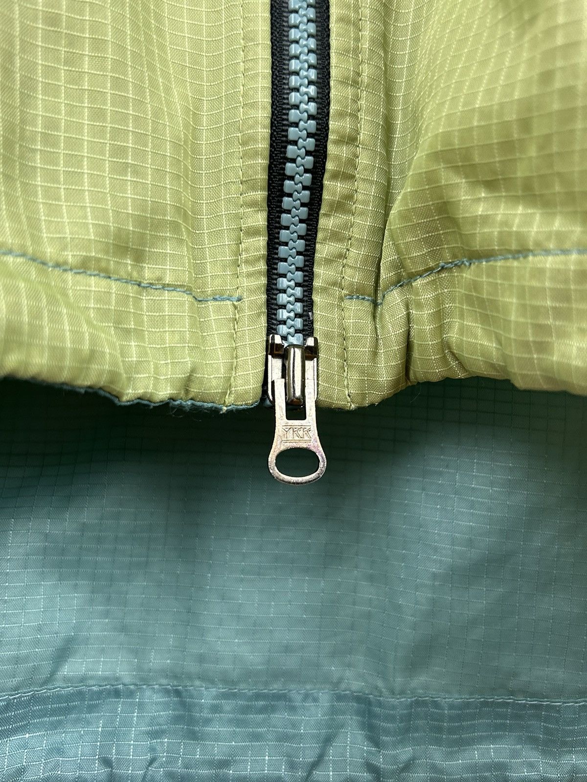 Nike 90s Vintage Nike ACG Packable Windbreaker Jacket In Green Size M / US 6-8 / IT 42-44 - 5 Thumbnail
