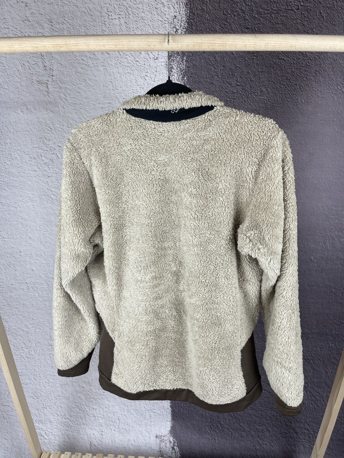 Mountain Hardwear Vintage Mountain Hardwear Fuzzy Shag Fleece Jacket Brown Size M / US 6-8 / IT 42-44 - 15 Thumbnail