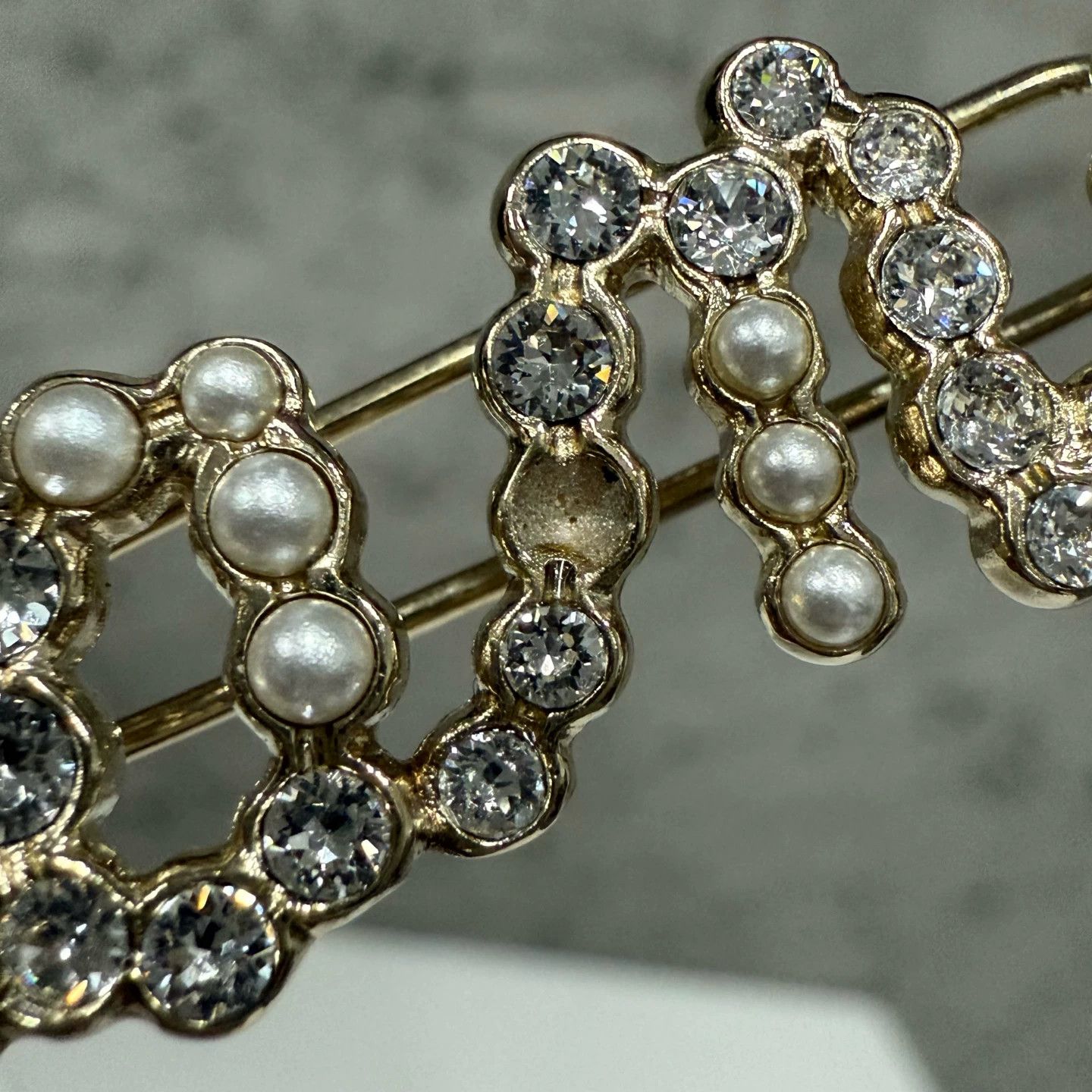 Chanel Chanel 99 New Hair Clip Size ONE SIZE - 3 Thumbnail