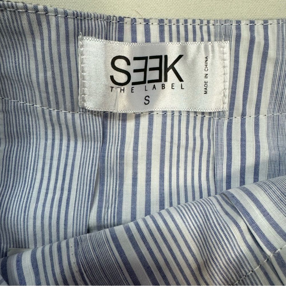 Other NWT New $114 LF Seek the Label Stripe Wrap Mini Skirt Size Size 27" / US 4 / IT 40 - 4 Thumbnail