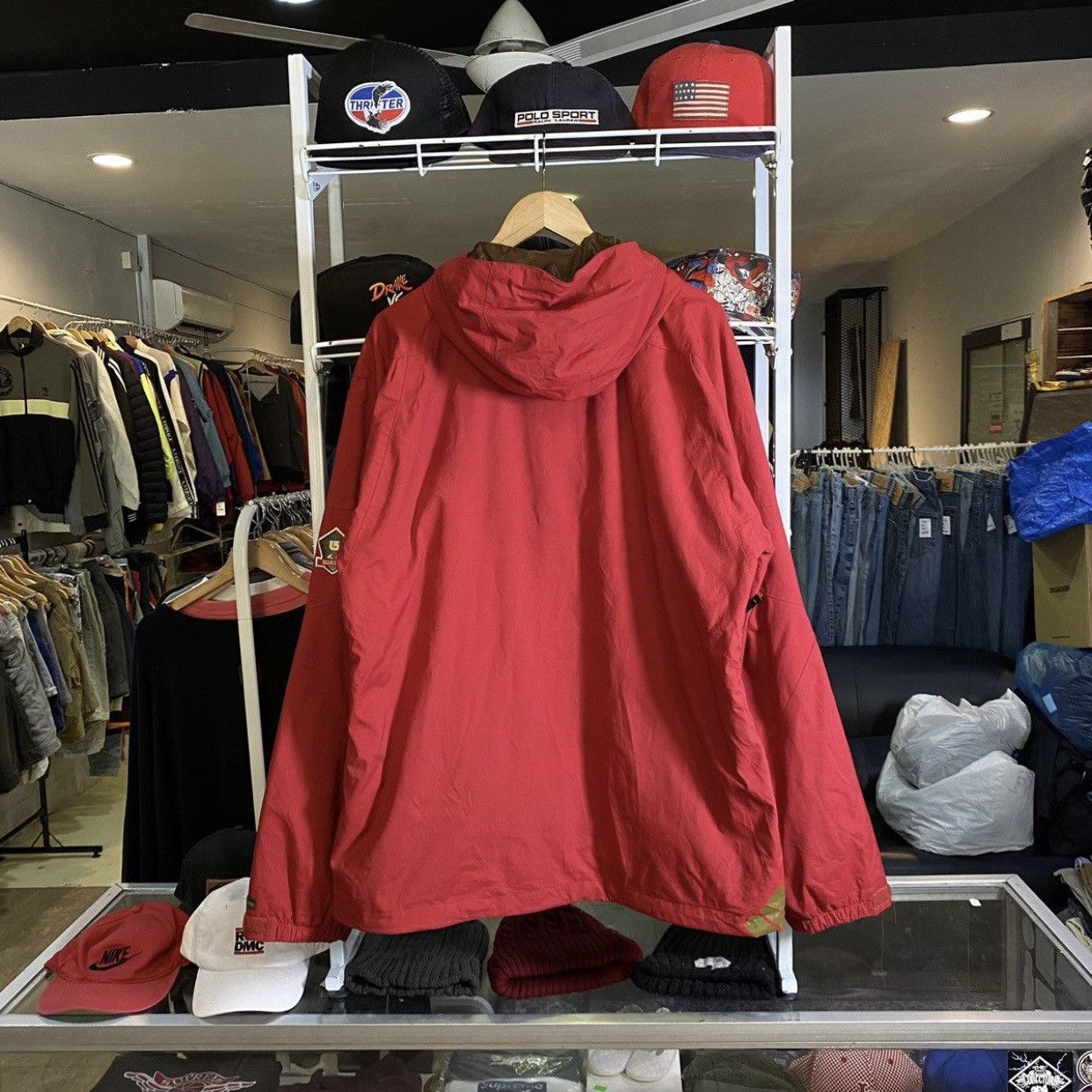Burton Burton Ronin multi-pocket red snowboarding jackets Size US L / EU 52-54 / 3 - 2 Thumbnail