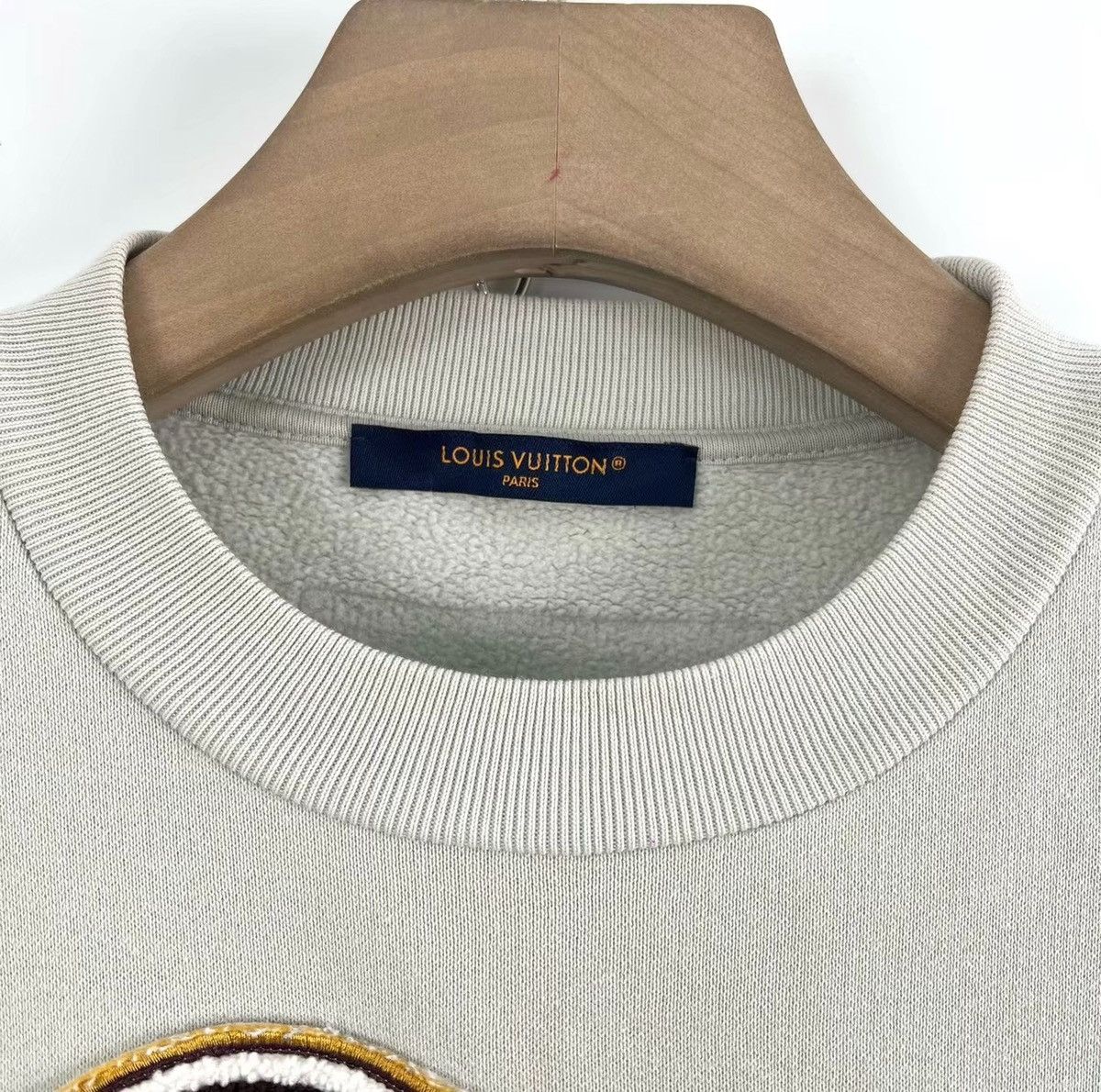 Louis Vuitton Louis Vuitton Eye Motif Front Embroidery Sweatshirt Size US L / EU 52-54 / 3 - 3 Thumbnail
