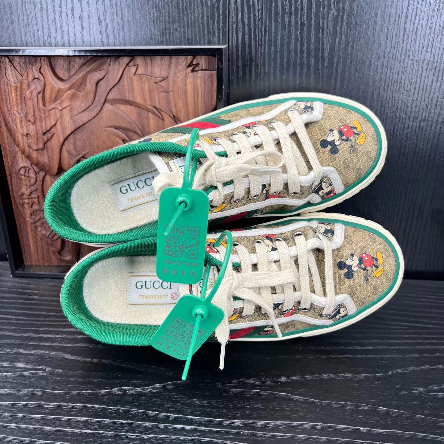 Gucci Gucci 1977 Disney Brown 37W Women's Near New Size US 6.5 / IT 36.5 - 4 Thumbnail