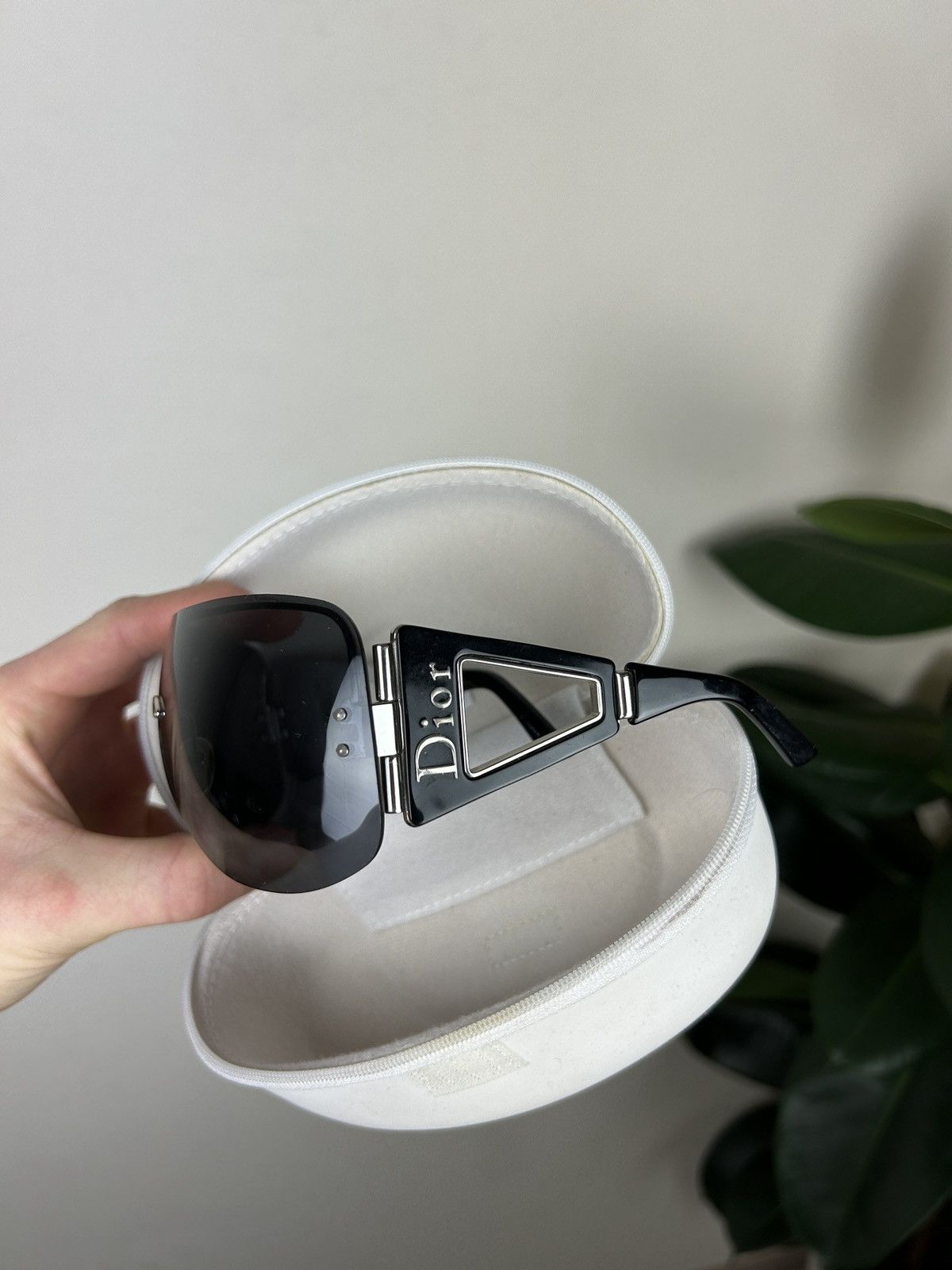 image of Dior Escrime 1 Shield Sunglasses in Black, Men's