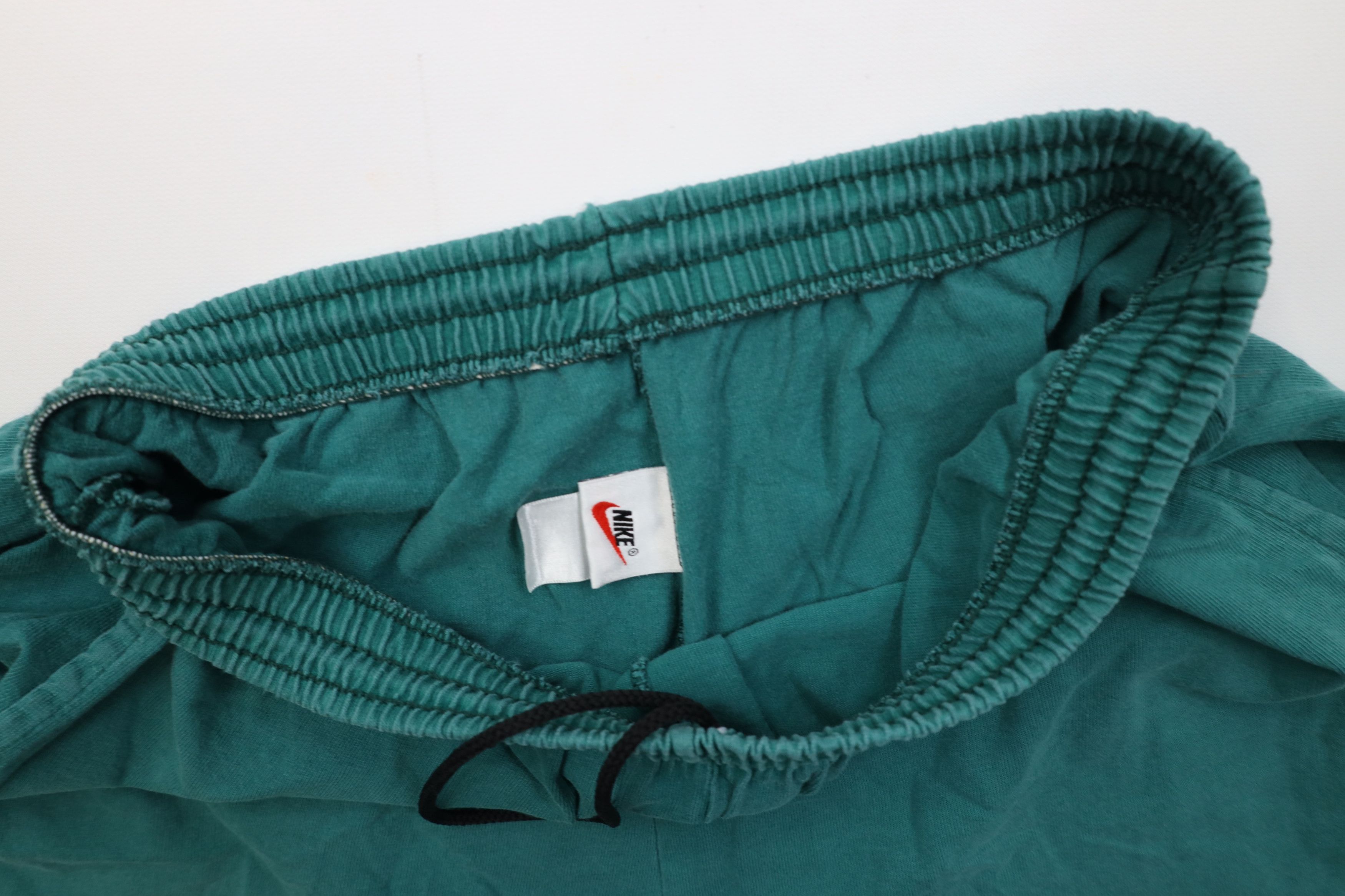 Nike Vintage 90s Nike Mini Swoosh Above Knee Shorts Green USA Size US 34 / EU 50 - 8 Thumbnail