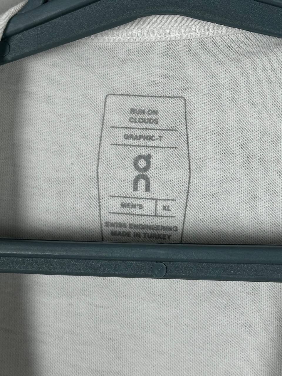 On ON Running Gorpcore Graphic T Shirt Sport Size US XL / EU 56 / 4 - 5 Thumbnail