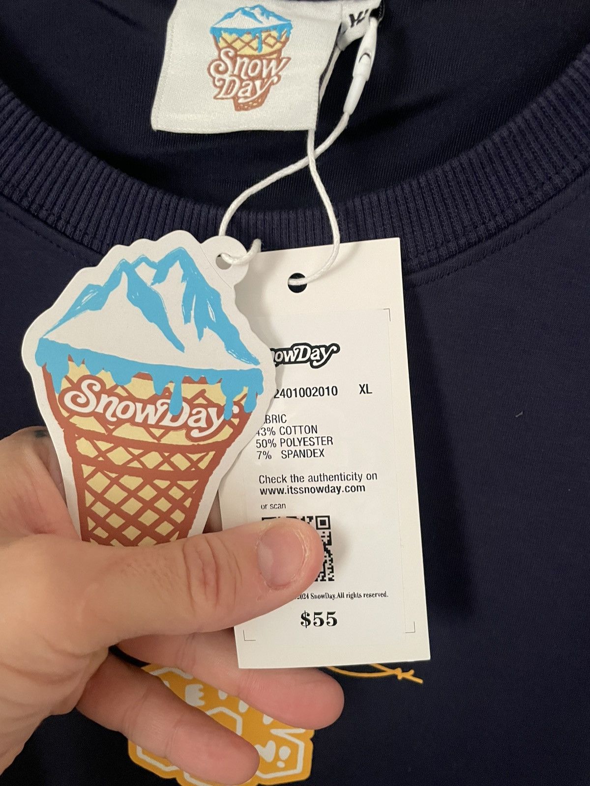 Snowday SNOWDAY —RARE Size US XL / EU 56 / 4 - 3 Thumbnail