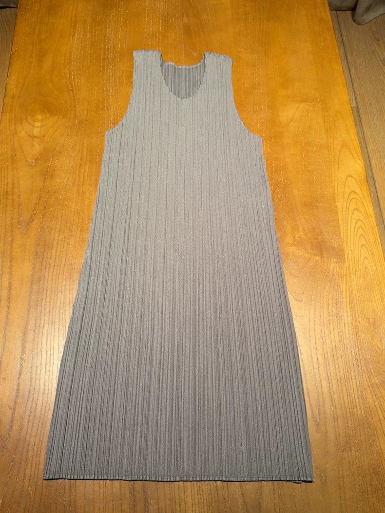 Issey Miyake Issey Miyake Grey pleated skirt Size XL / US 12-14 / IT 48-50 - 1 Thumbnail