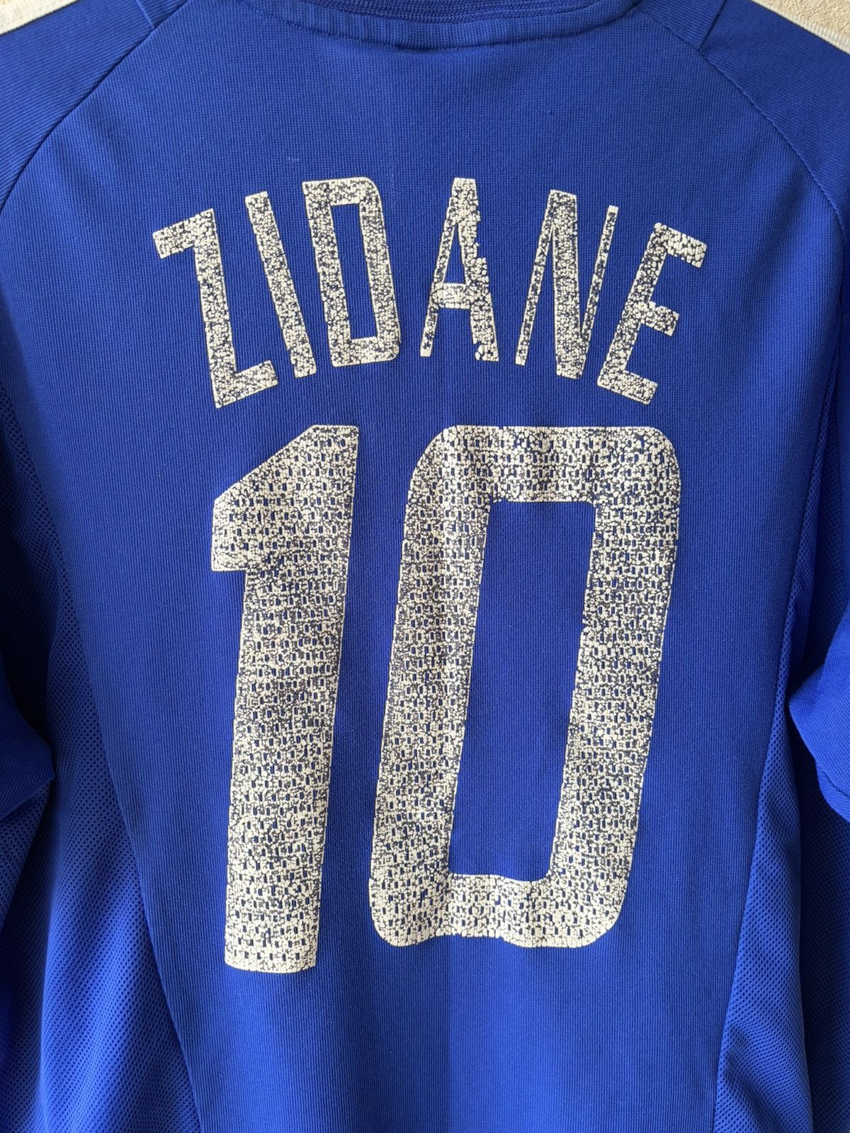 Adidas France 2002-04 Adidas Home Zinedine Zidane Football Jersey Size US L / EU 52-54 / 3 - 5 Thumbnail
