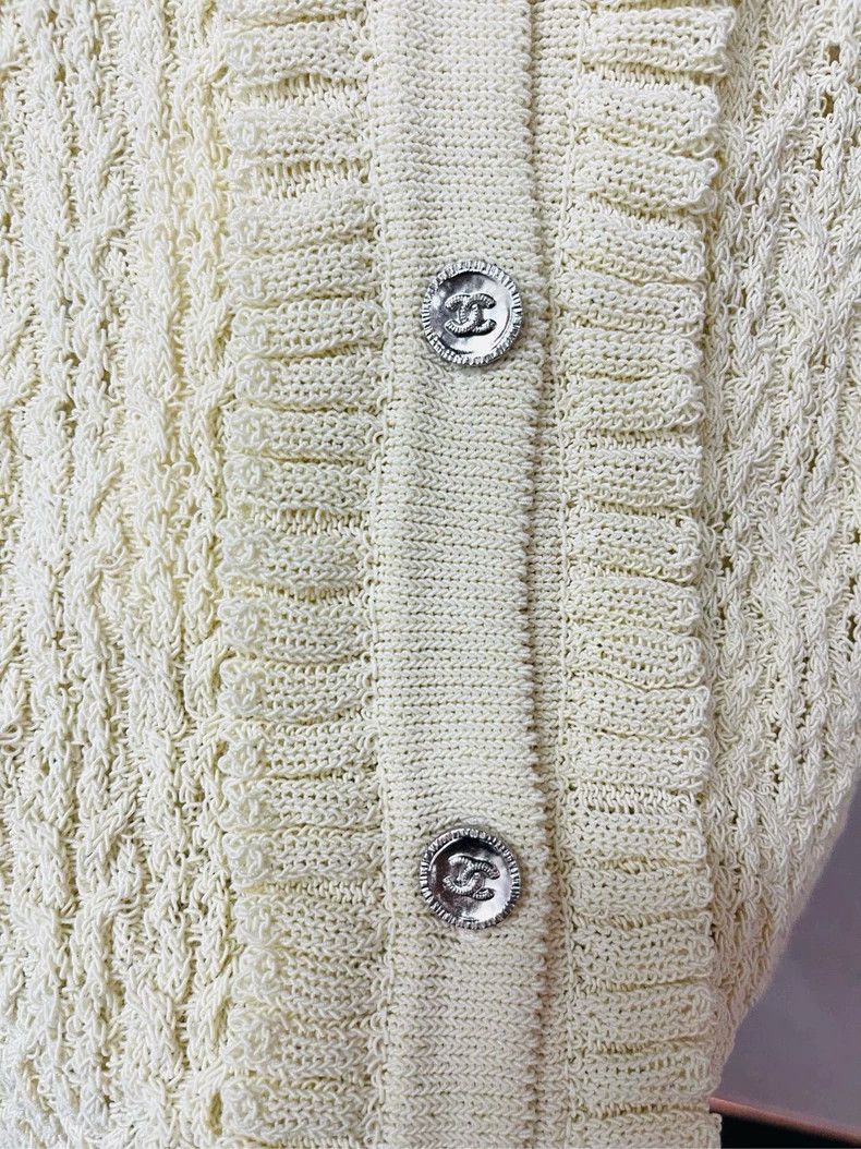 Chanel Chanel 25C milky white ruffle knitwear jacket 2504-Nextarro Size XS / US 0-2 / IT 36-38 - 3 Thumbnail