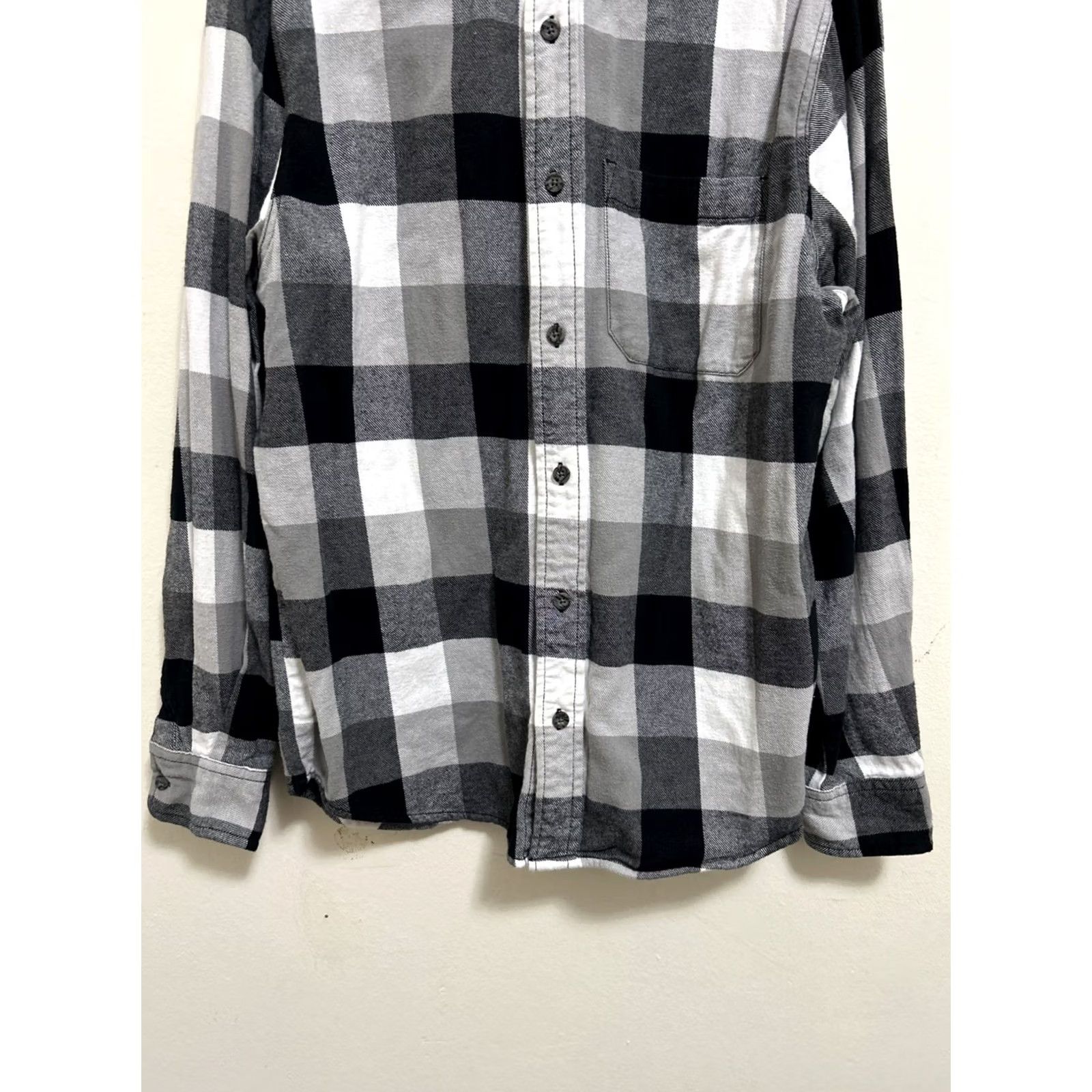 Vintage Woolrich Shirt Mens Medium Black White Plaid Flannel Long Sleeve Button-Down Size US M / EU 48-50 / 2 - 3 Thumbnail
