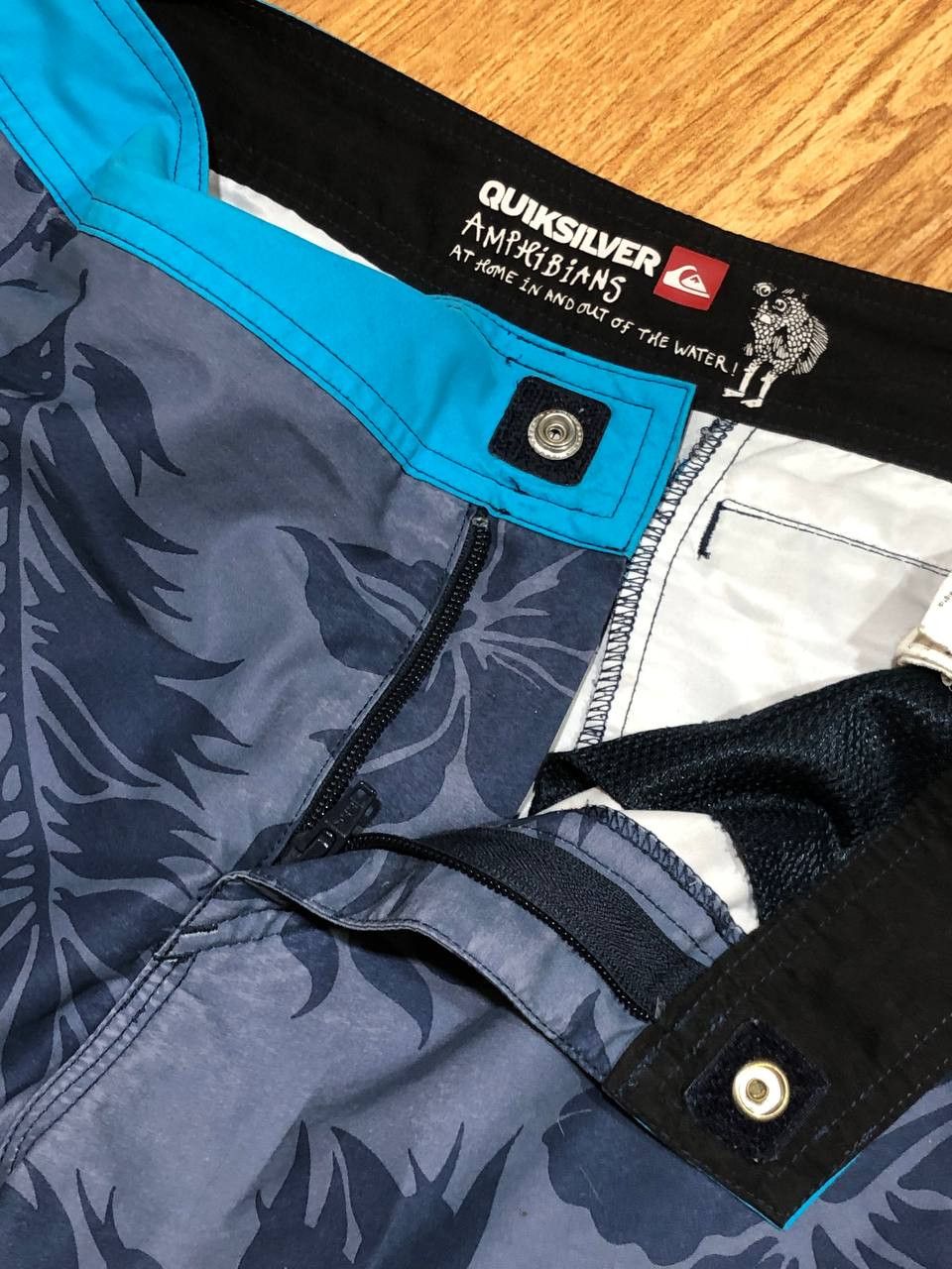 Quiksilver Vintage Quiksilver Streetwear Shorts Size US 36 / EU 52 - 9 Thumbnail