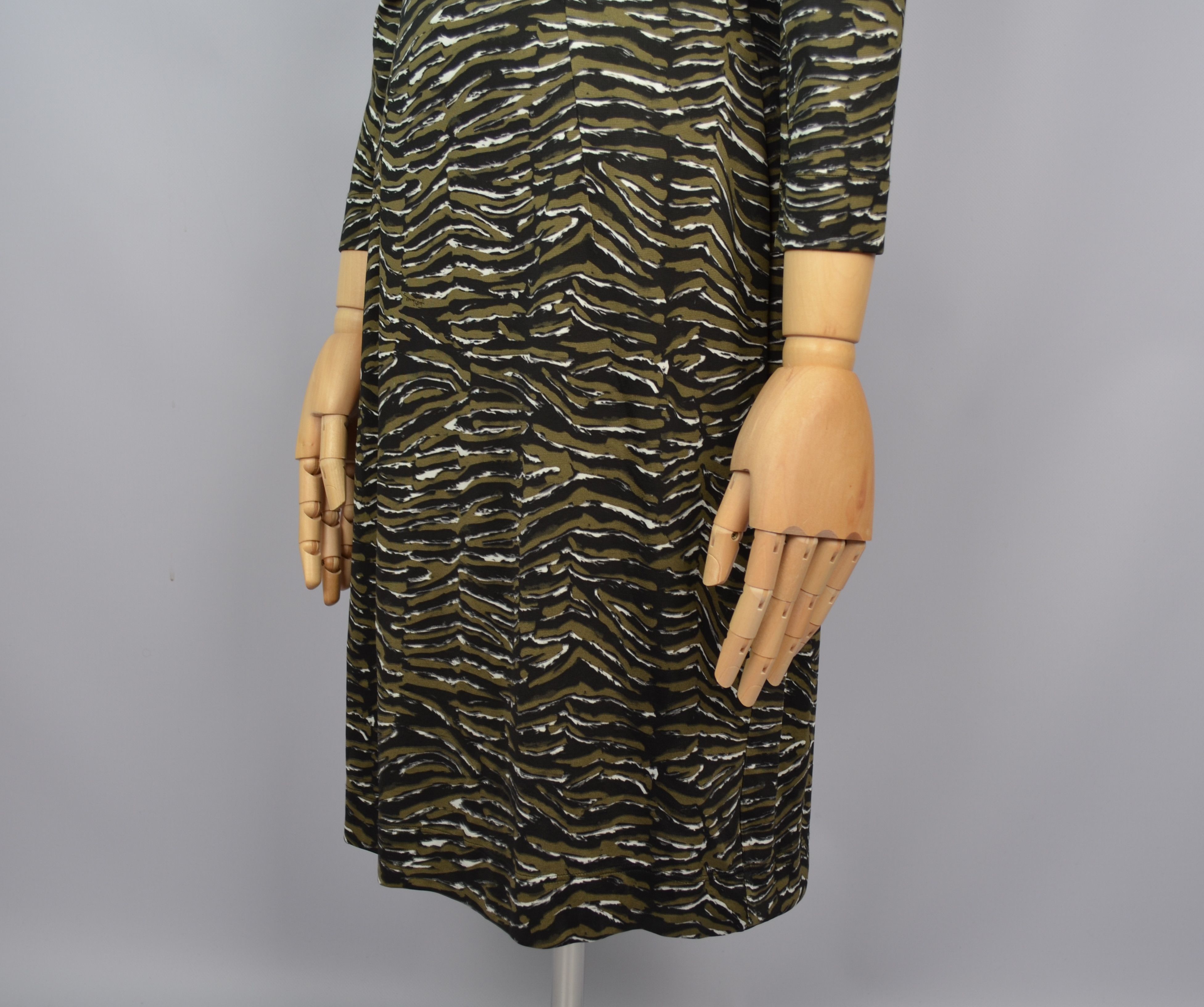 Just Cavalli × Roberto Cavalli Just Cavalli 3/4 Sleeve Fitted Stretch Dress Zebra Print 44 Size M / US 6-8 / IT 42-44 - 4 Thumbnail