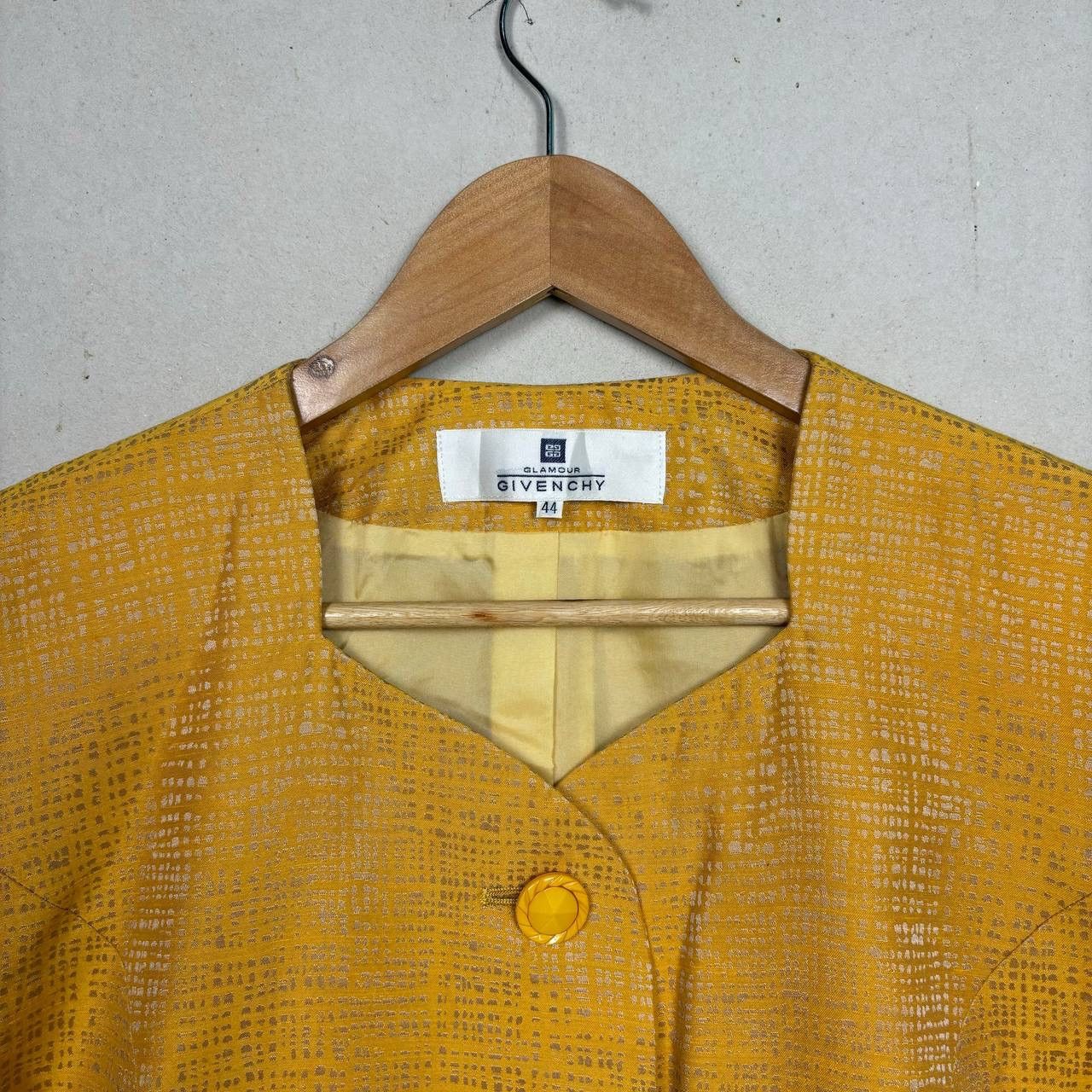 Givenchy Vintage Givenchy Glamour Yellow Wool Jacket Blazer Size 44 Size M / US 6-8 / IT 42-44 - 4 Thumbnail