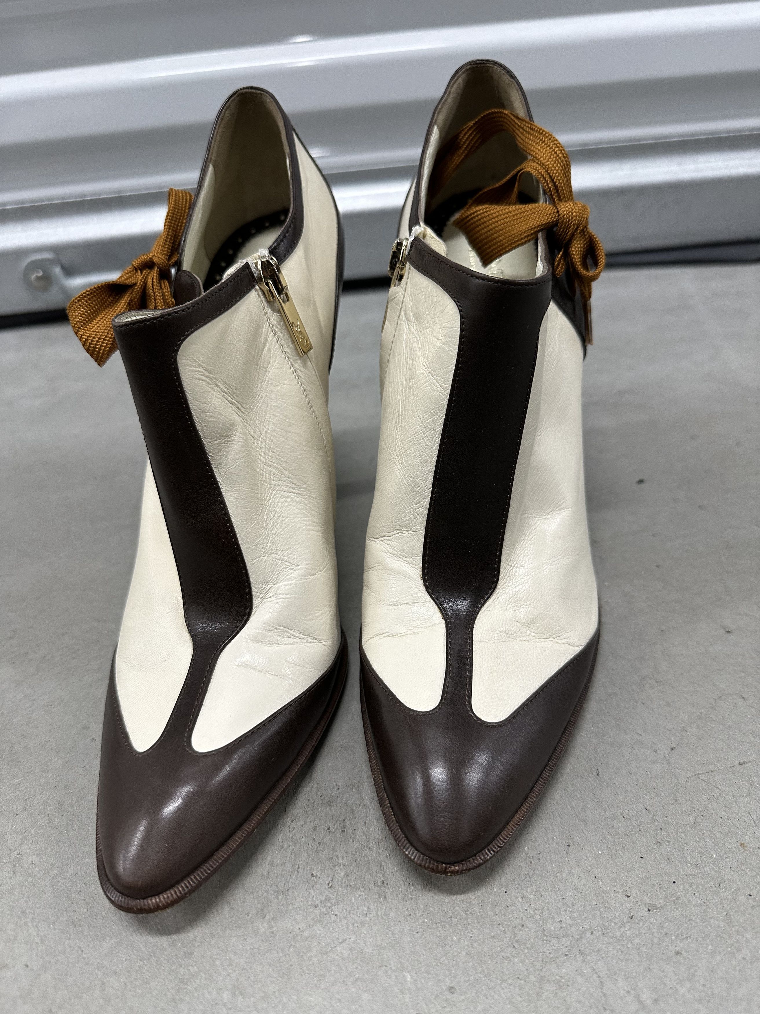 Yves Saint Laurent Yves Saint Laurent by Tom Ford Runway Spectator Bootie Size US 10 / IT 40 - 2 Thumbnail