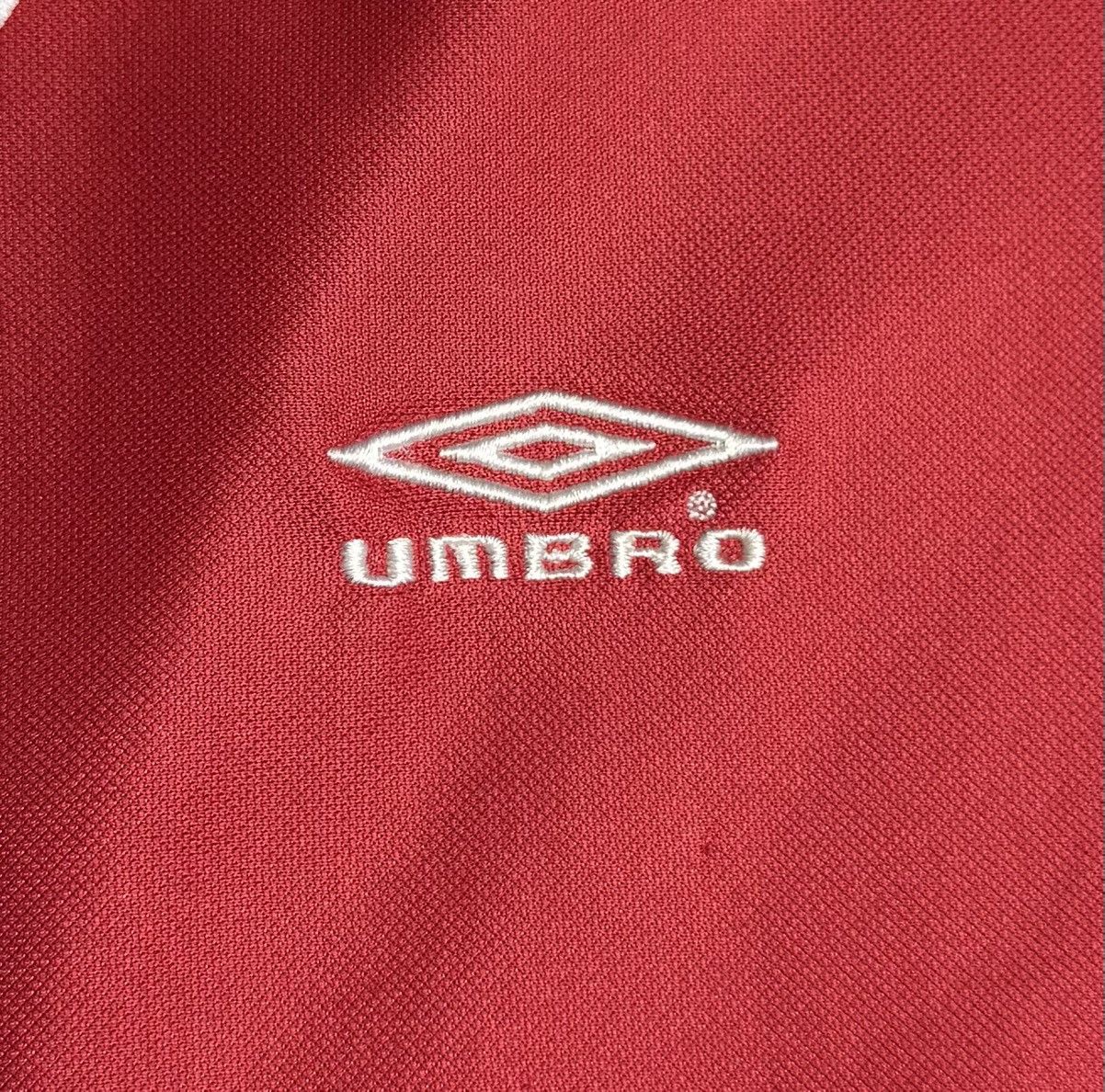 Umbro England 2000 2001 Training Shirt Soccer Jersey Umbro Vintage Size US L / EU 52-54 / 3 - 5 Thumbnail
