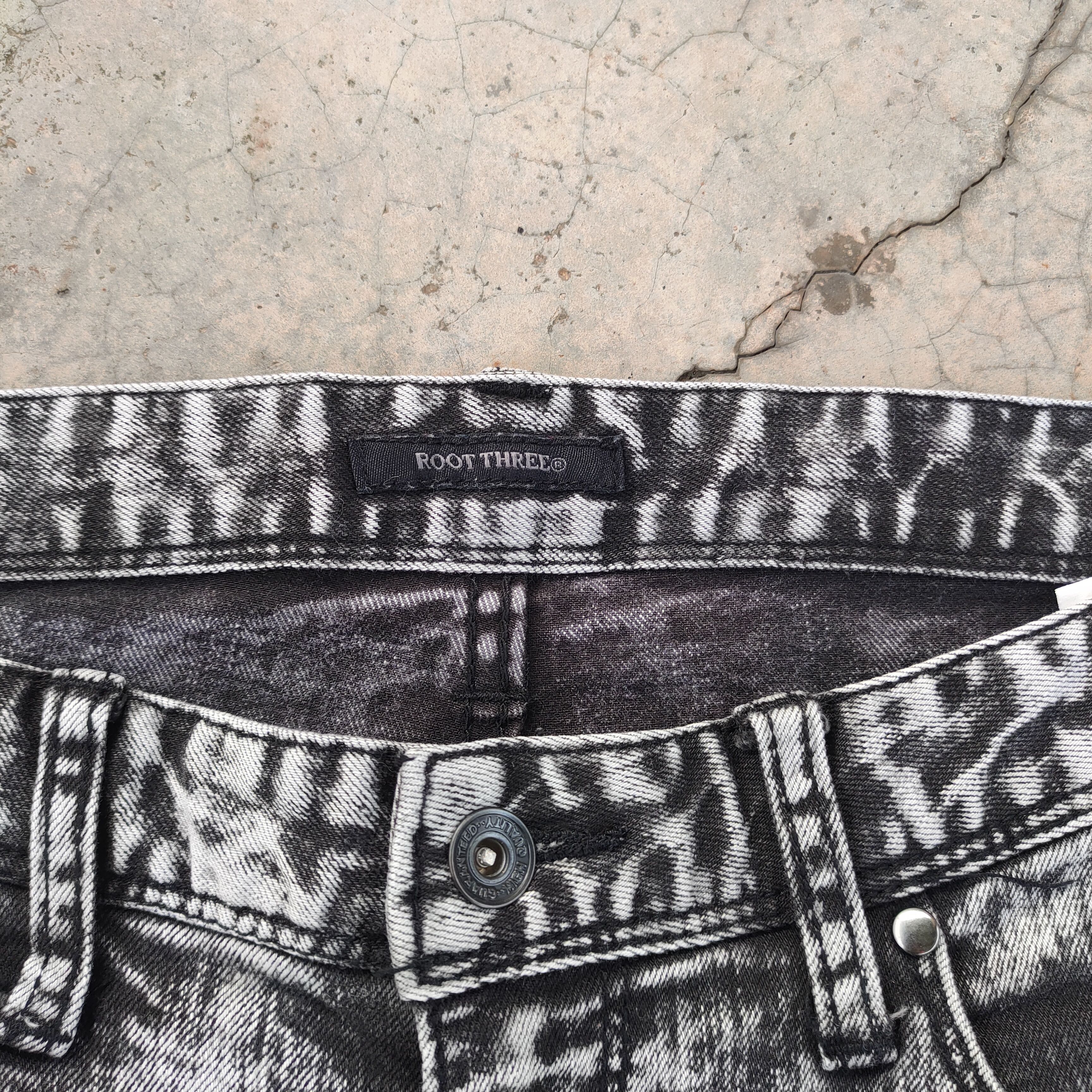 Roots VINTAGE ROOT THREE SKINNY FADED DISTRESSED JEANS PANTS Size US 33 - 5 Thumbnail