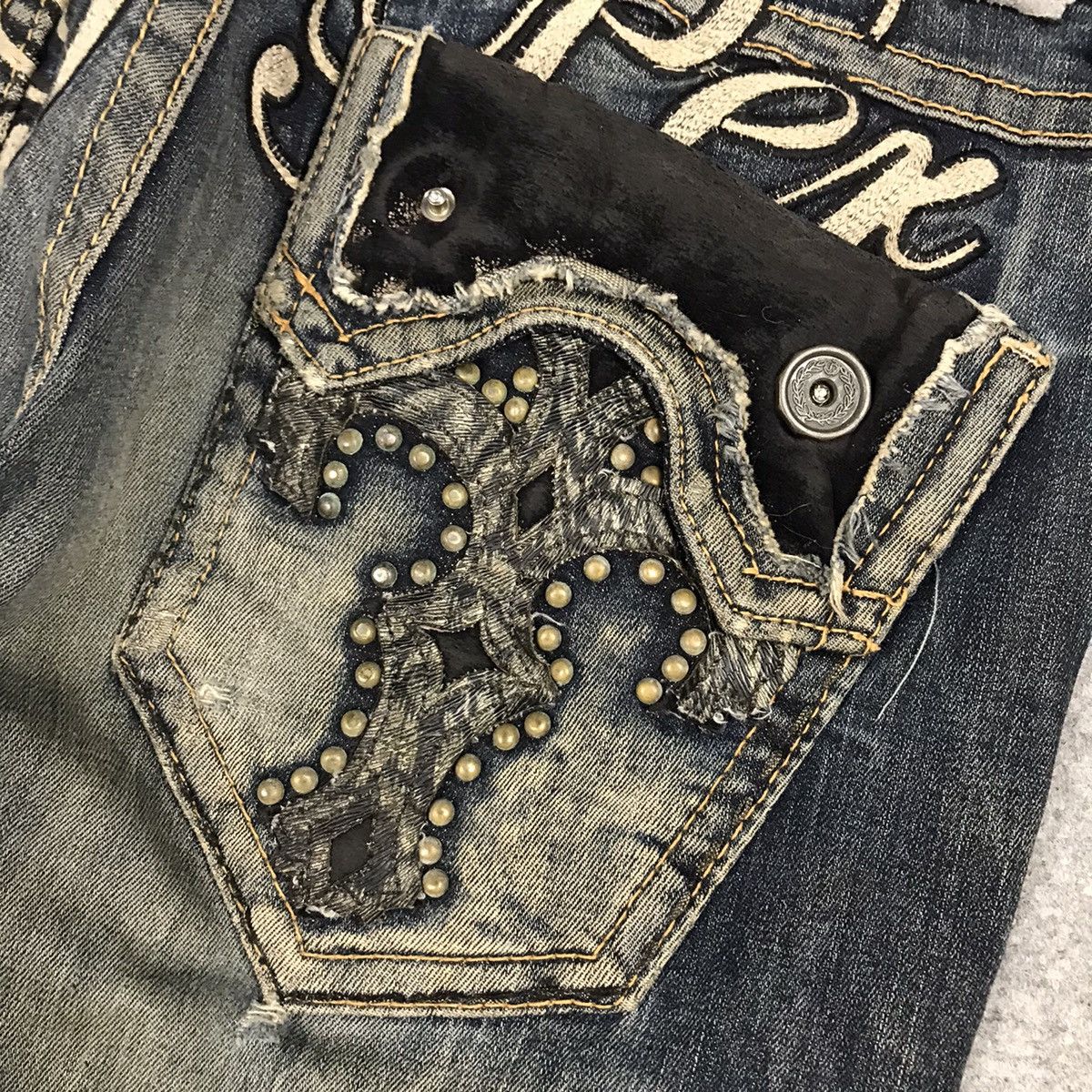 Japanese Brand RED PEPPER JAPAN DESIGN DENIM DISTRESSED DENIM PANTS Size US 30 / EU 46 - 12 Thumbnail
