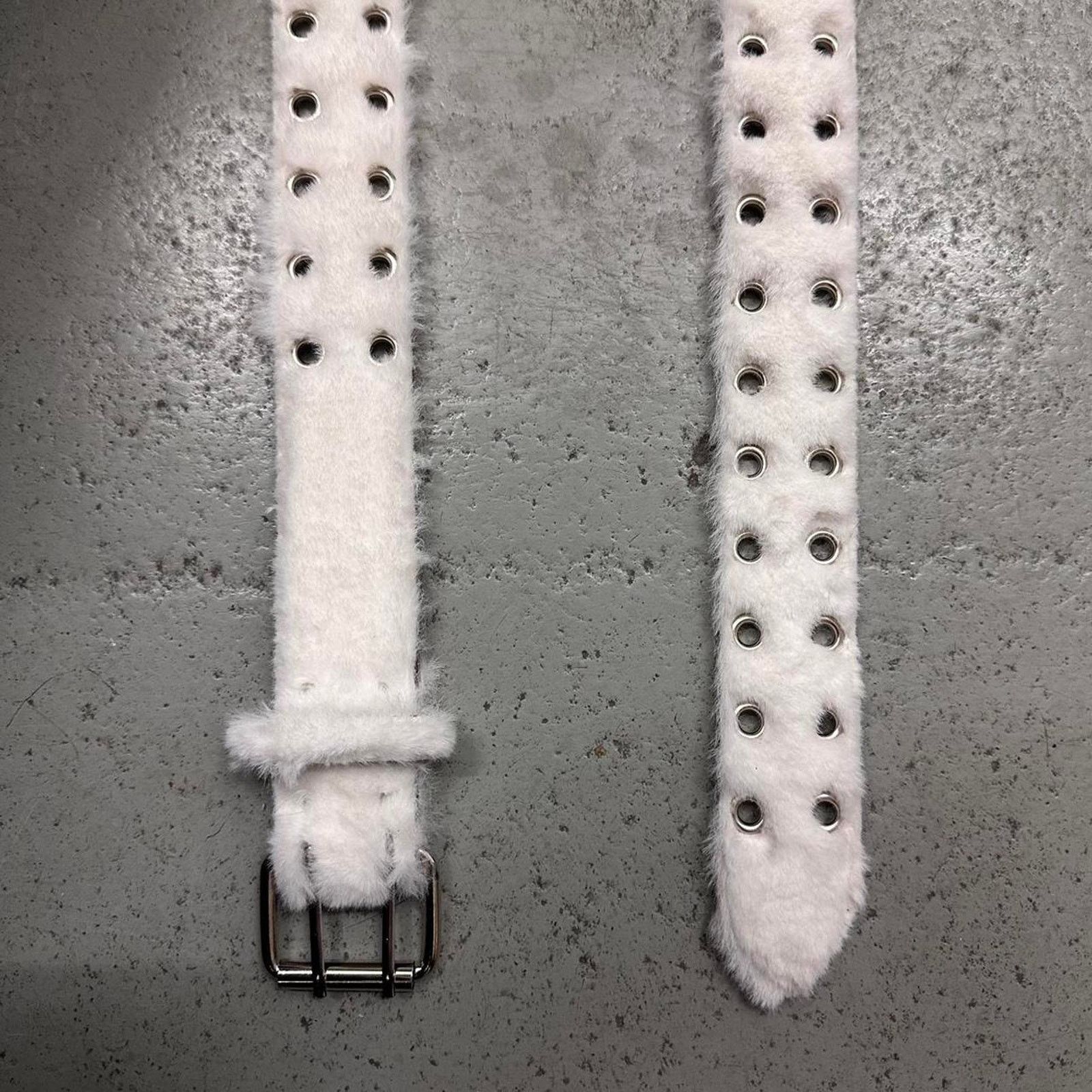 Other White fur belt vintage 2000s Size ONE SIZE - 6 Thumbnail