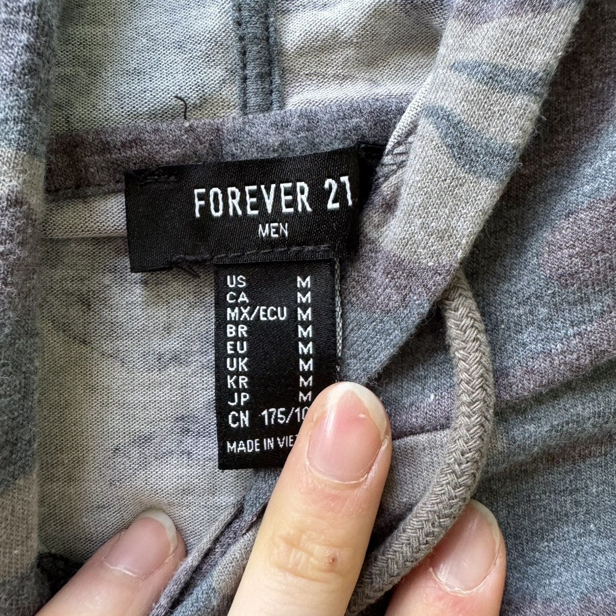 Forever 21 Forever 21 Lightweight Camo Hoodie Size US M / EU 48-50 / 2 - 4 Thumbnail