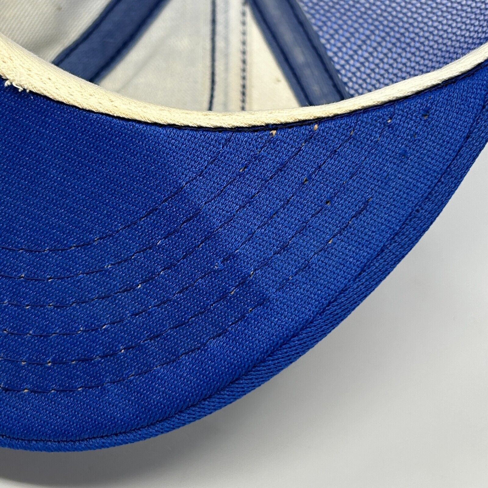 Vintage Vintage Los Angeles LA Dodgers Trucker Hat Baseball Cap Blue Size ONE SIZE - 8 Thumbnail