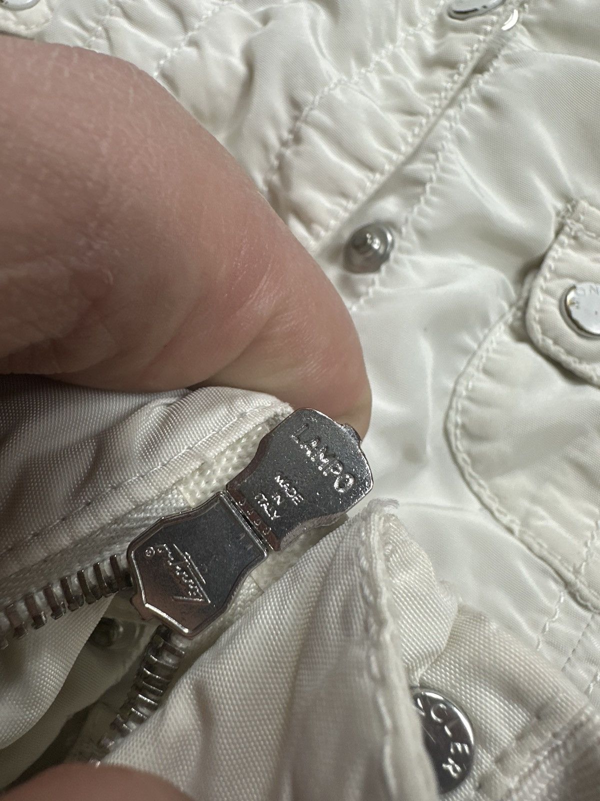 Moncler Moncler bomber cropped avant ga y2k Jacket – Cream – Size S Size S / US 4 / IT 40 - 9 Thumbnail