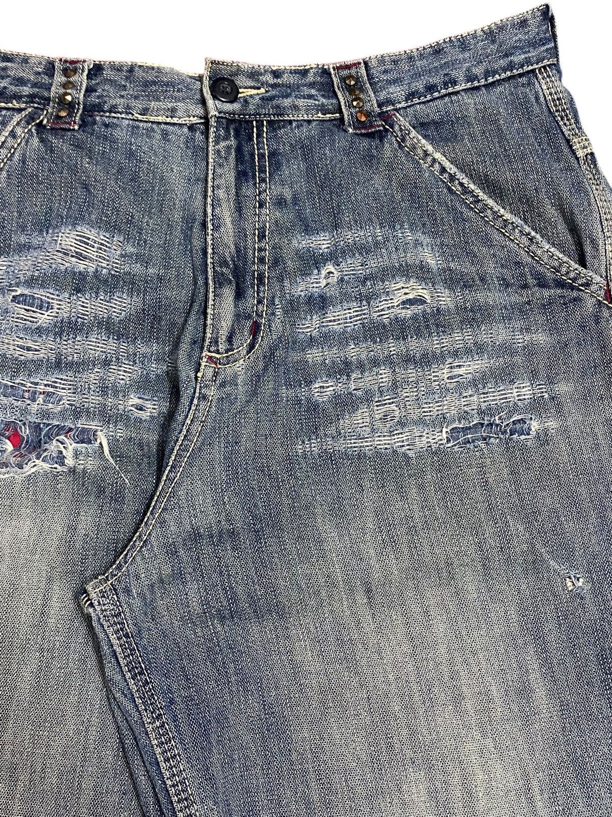Japanese Brand Vintage Japanese Brand Blue Wash Distressed Punk Baggy Jeans Size US 34 / EU 50 - 6 Thumbnail