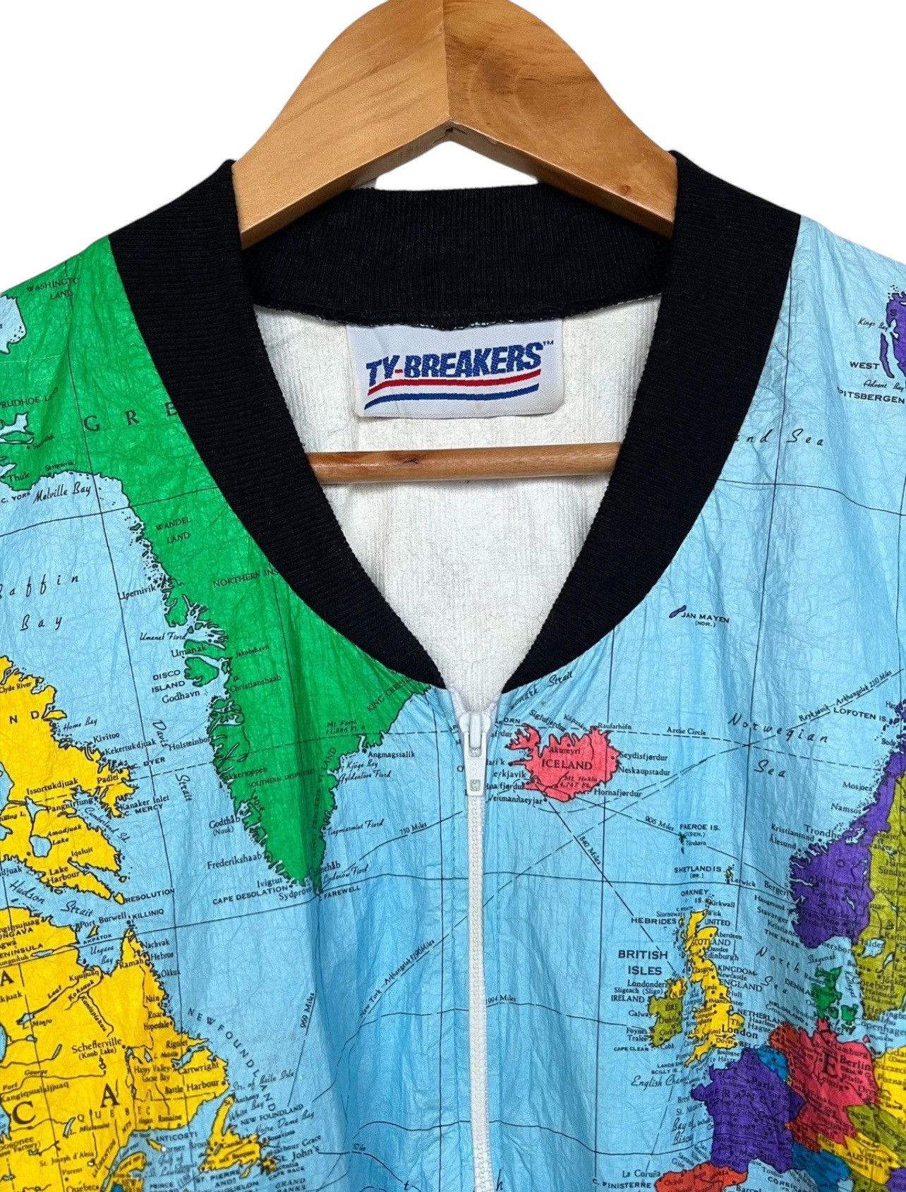 Nirvana Vintage 90s Kurt Cobain Nirvana Light Sweater Size US L / EU 52-54 / 3 - 7 Thumbnail